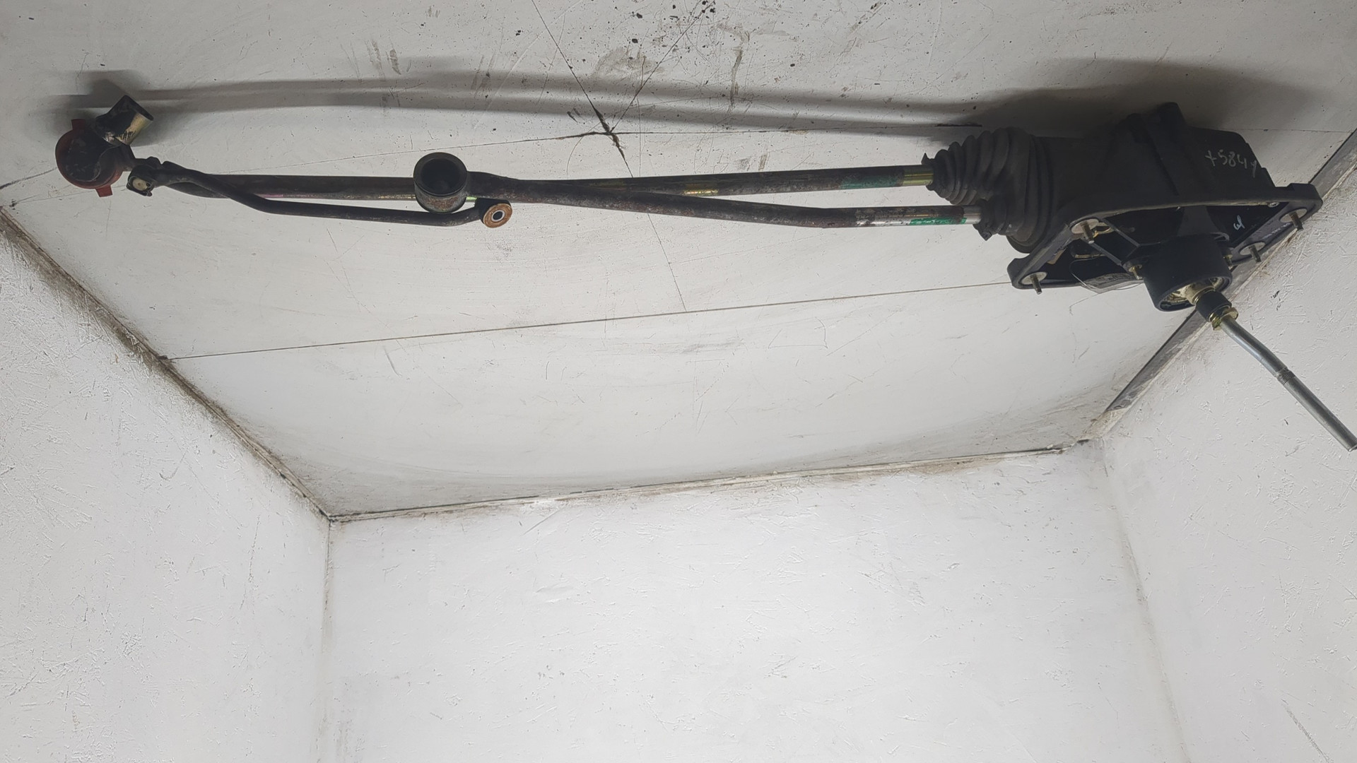 Кулиса МКПП / АКПП