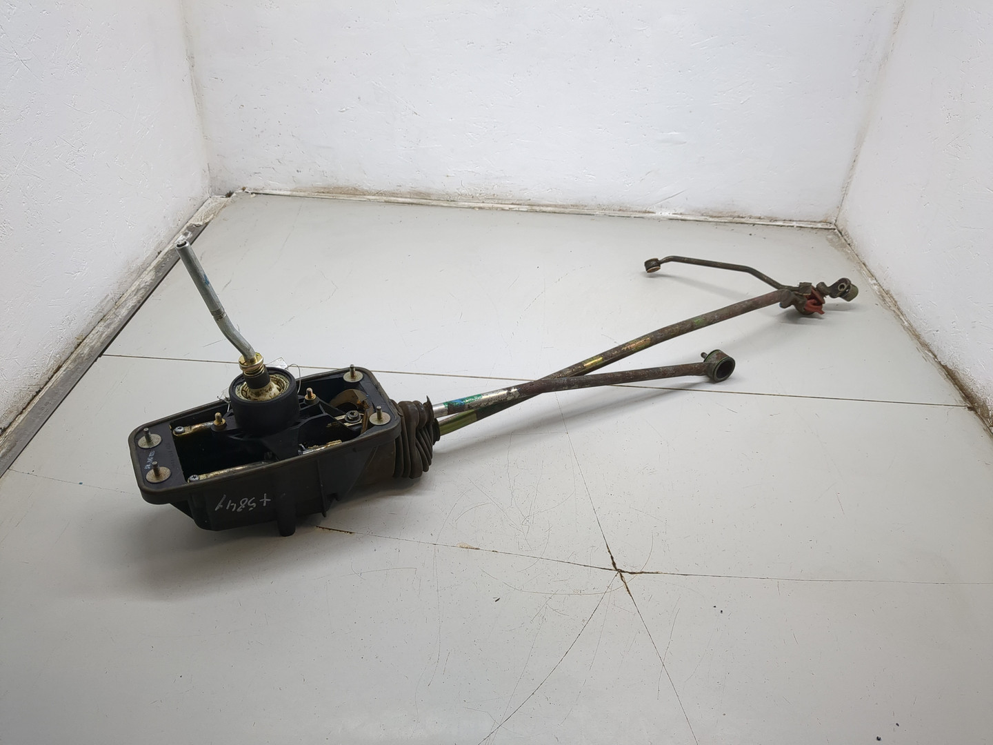 Кулиса МКПП / АКПП