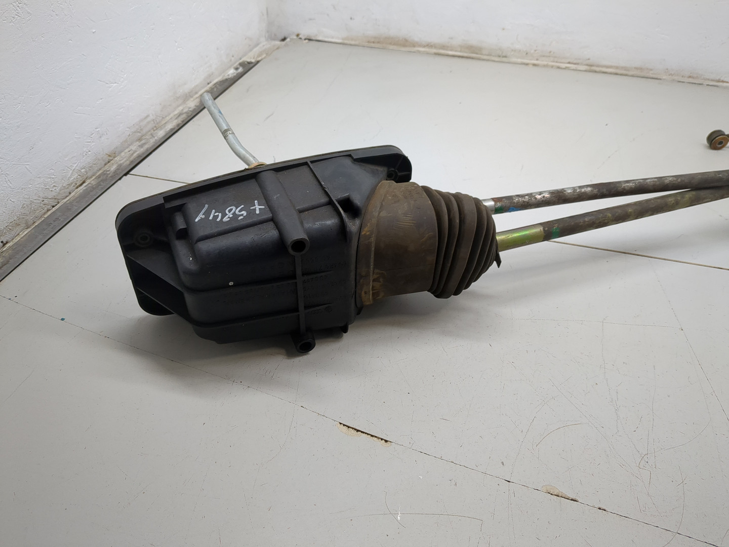 Кулиса МКПП / АКПП