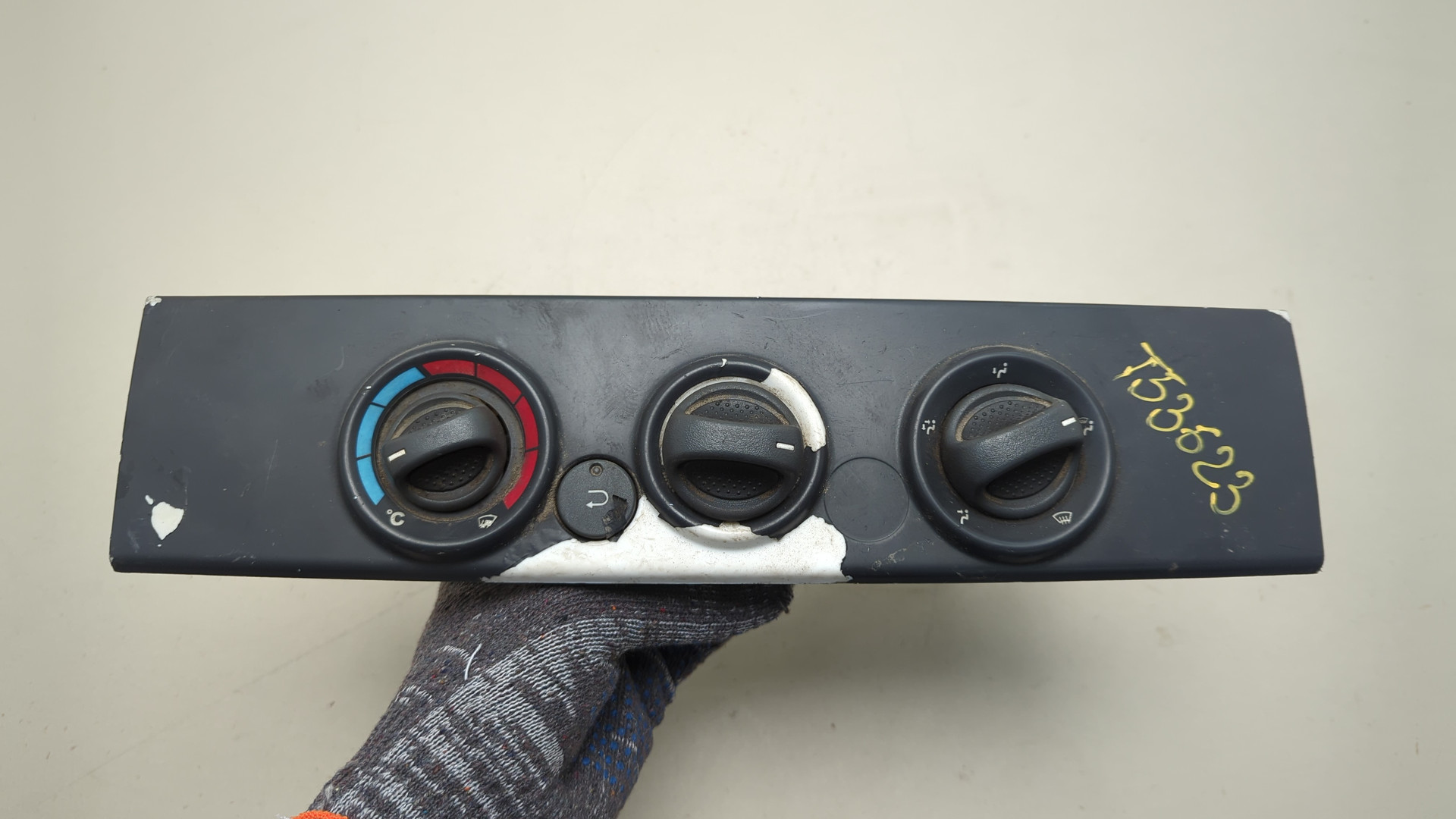 Переключатель отопителя