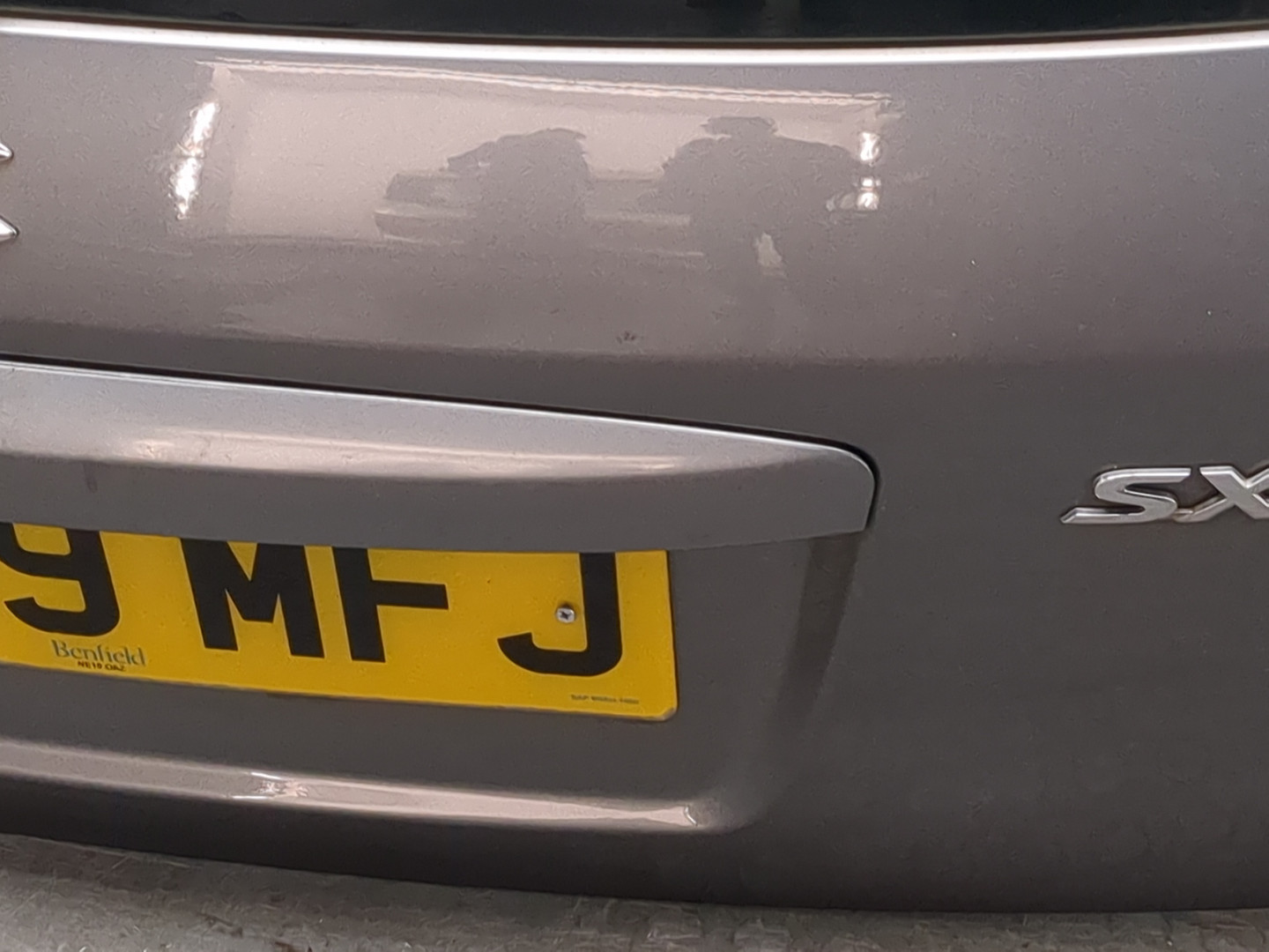 Дверь багажника