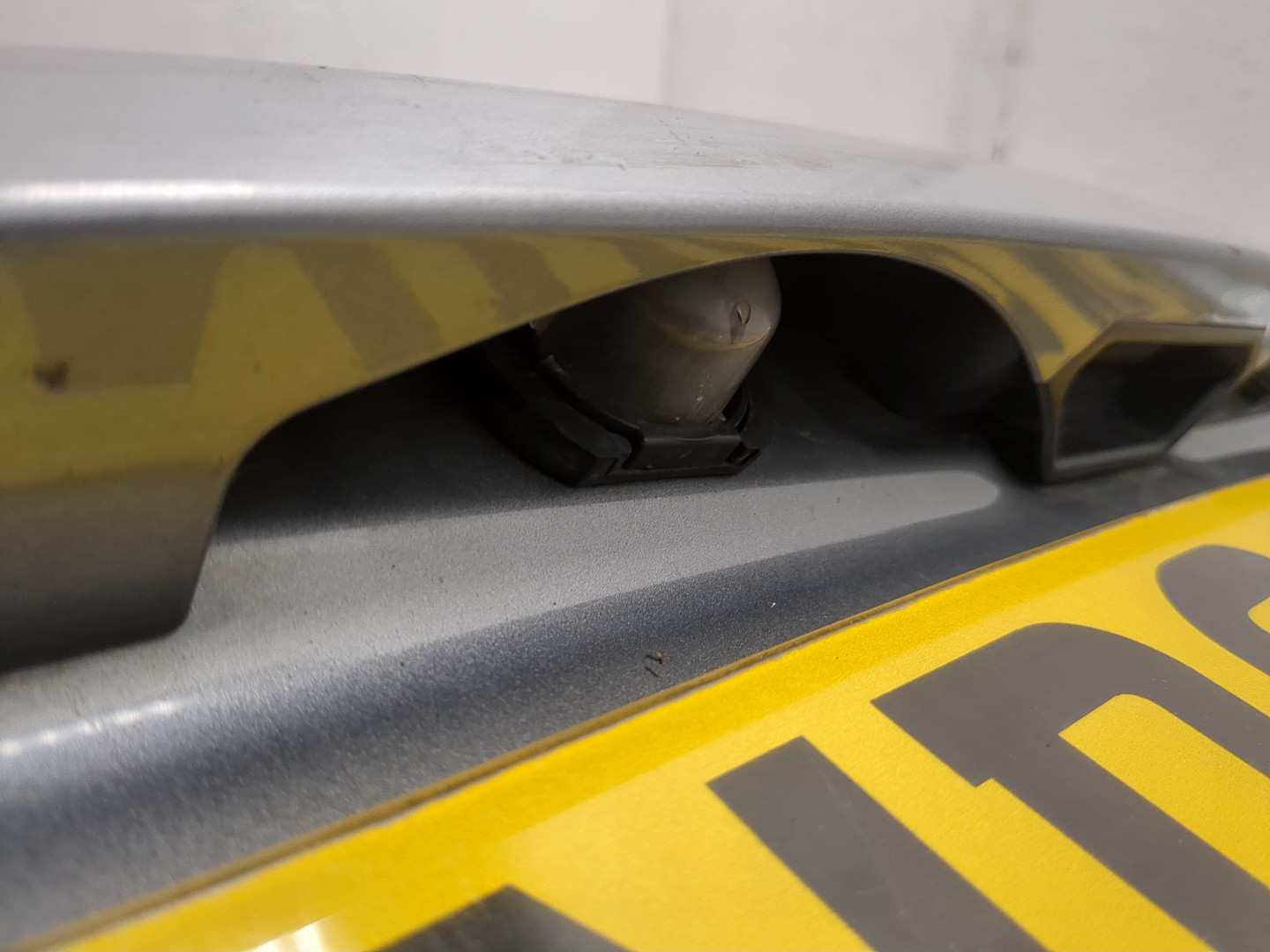 Дверь багажника