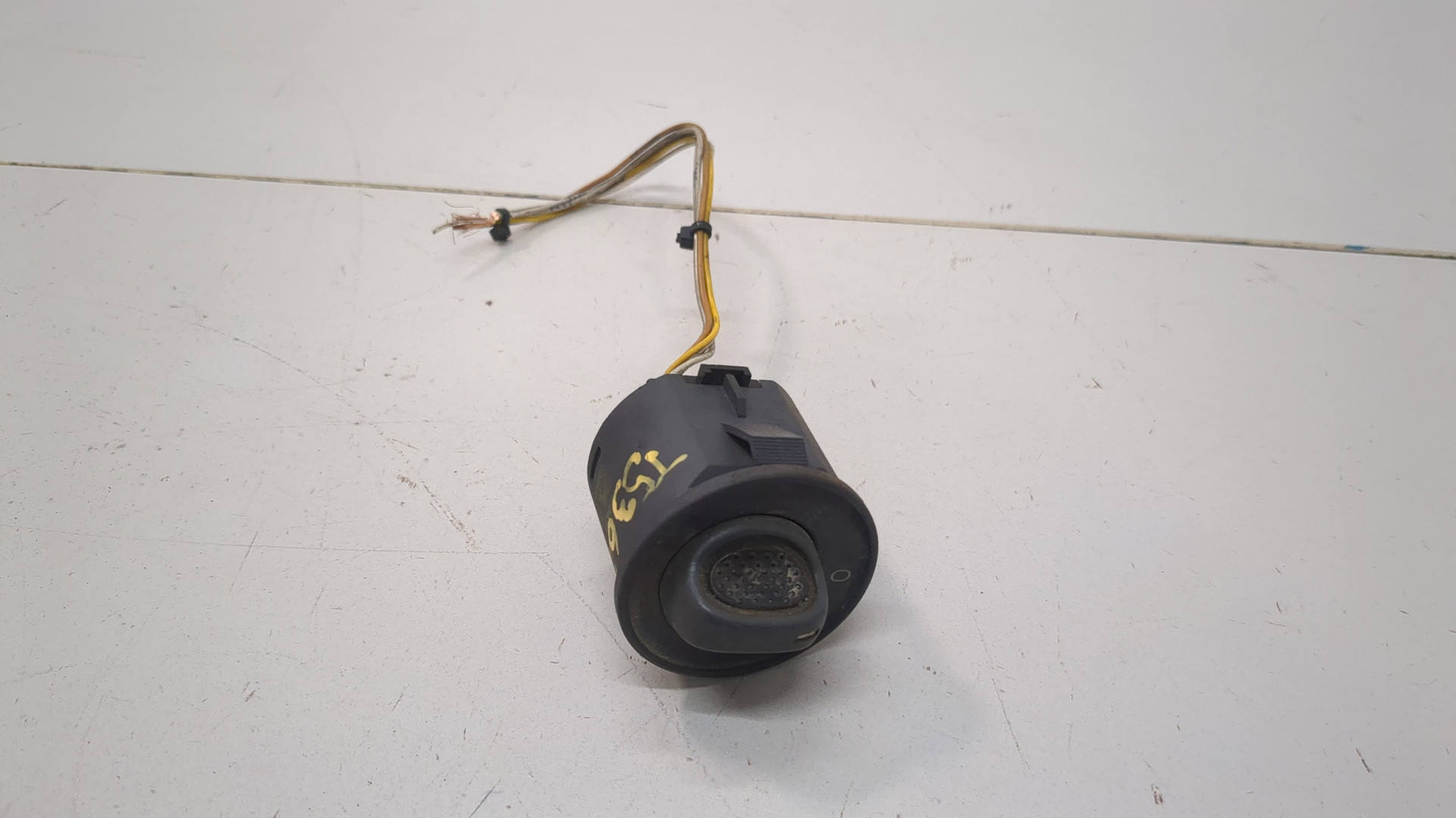 Переключатель света фар