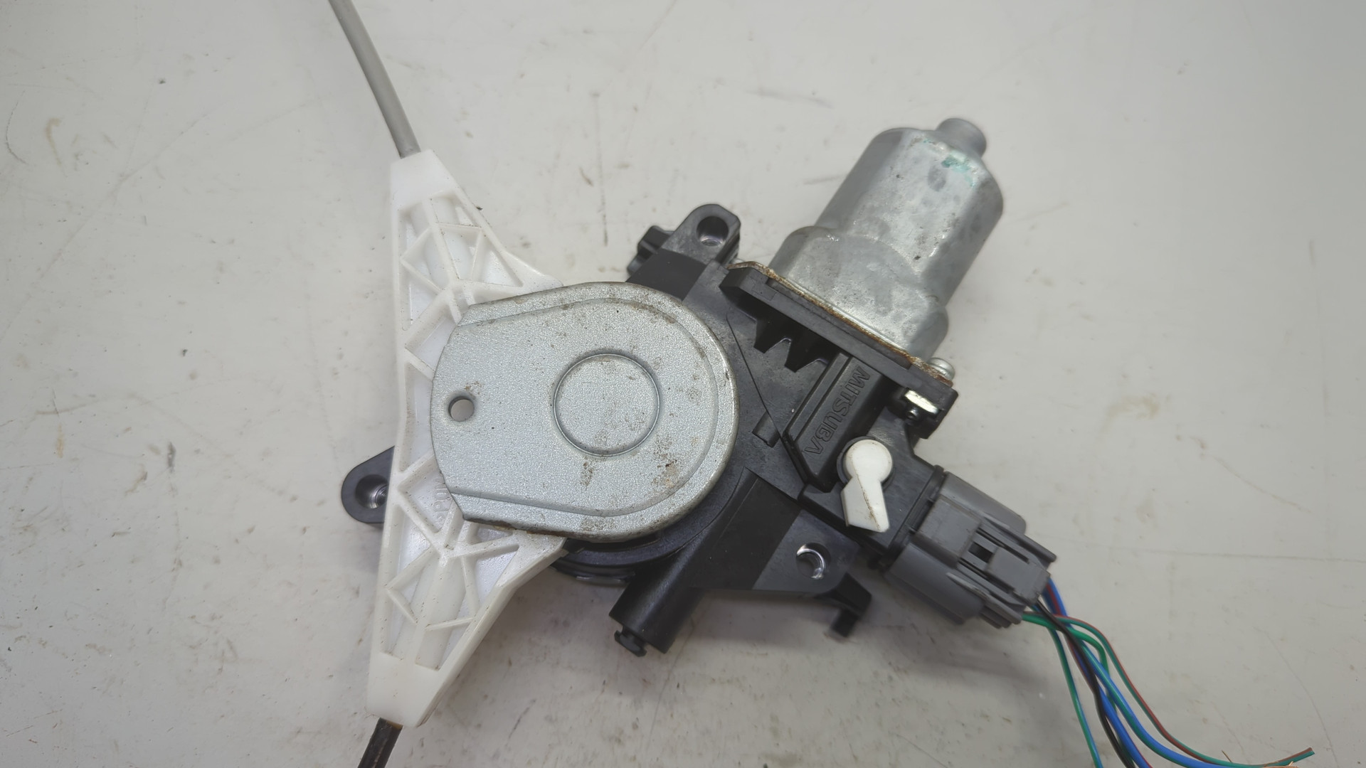 Стеклоподъемник электр. передний правый