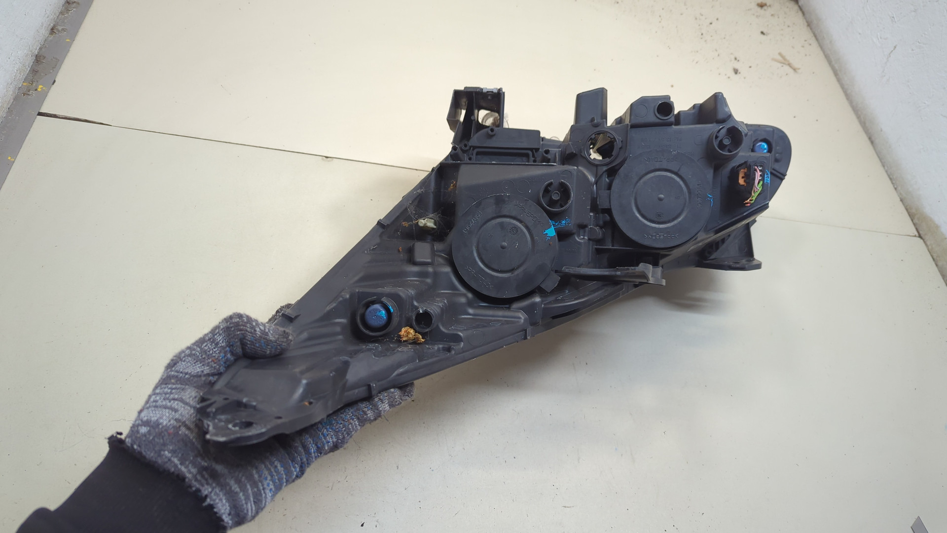 Фара правая