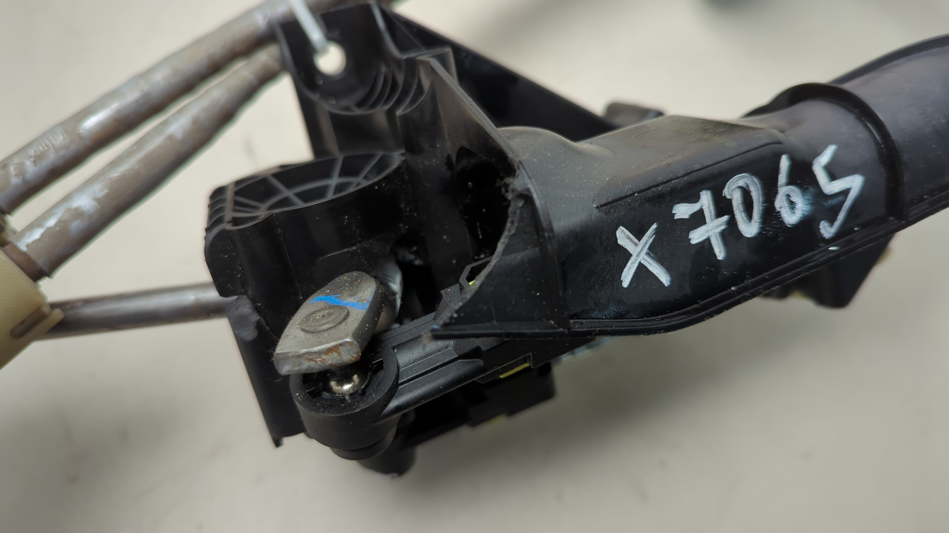 Кулиса МКПП / АКПП