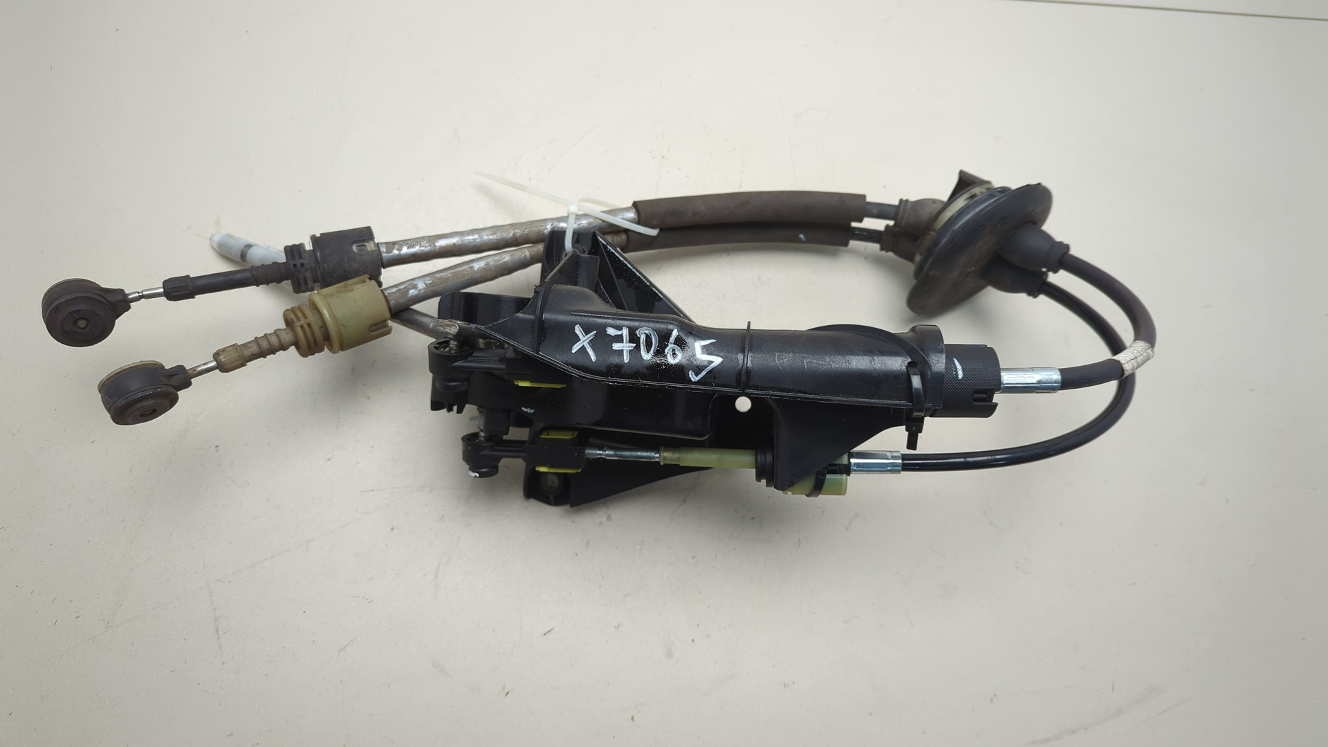 Кулиса МКПП / АКПП