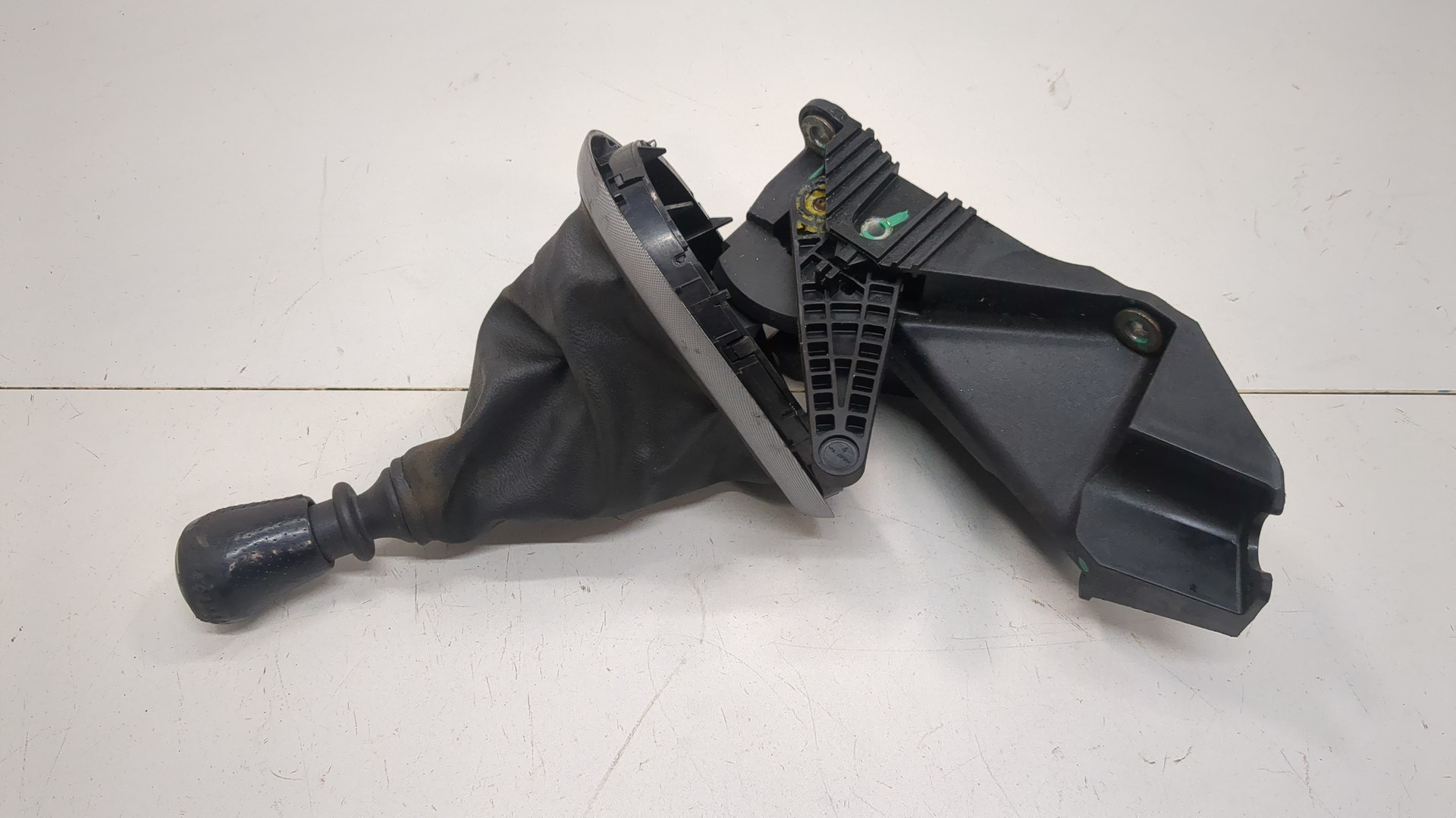 Кулиса МКПП / АКПП