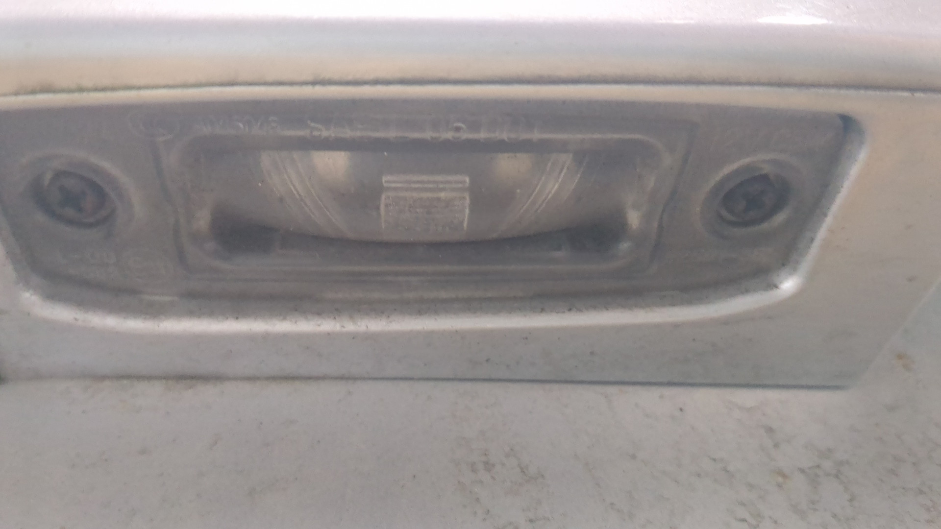 Дверь багажника