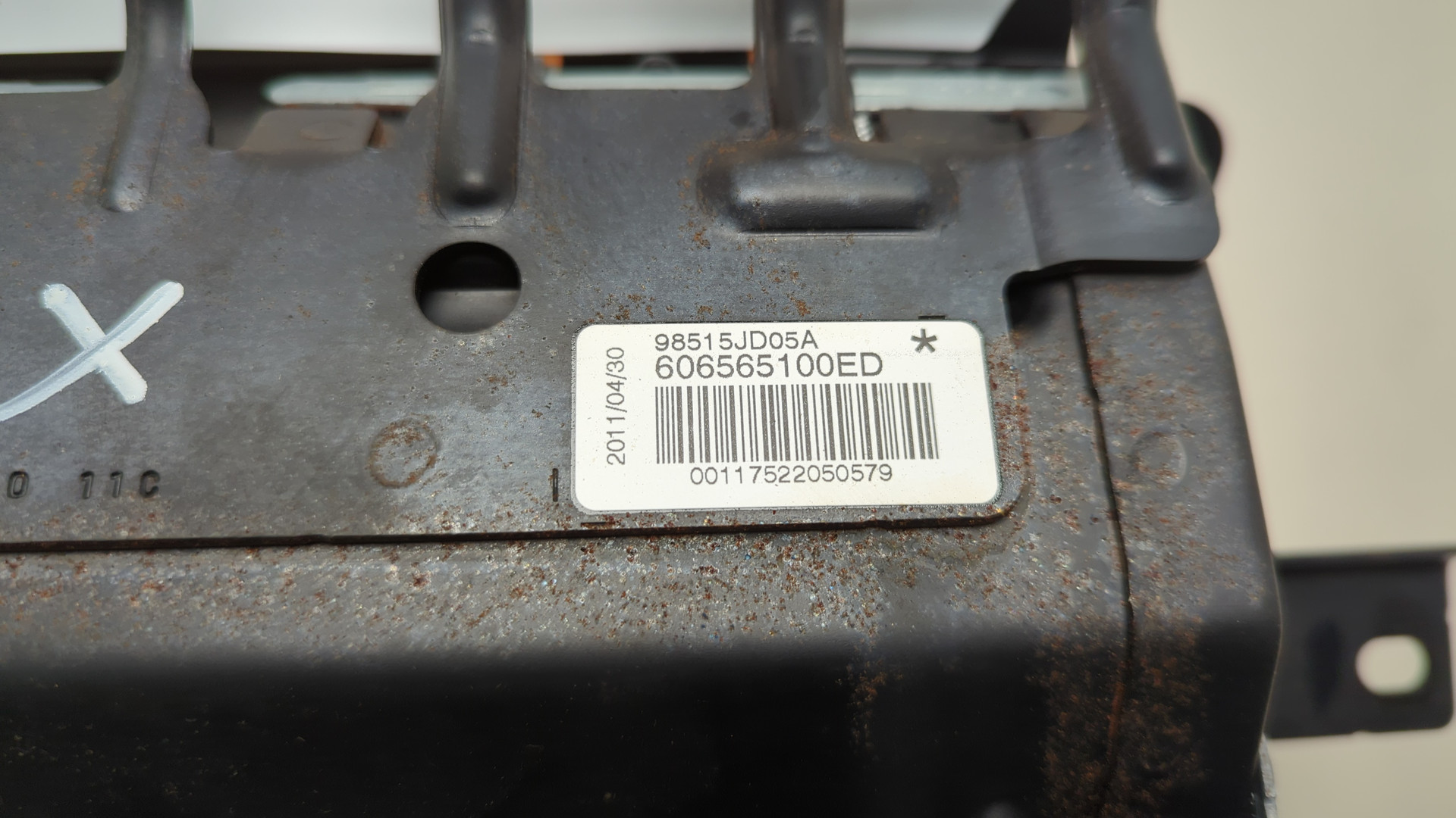 Подушка безопасности пассажирская (в торпедо)