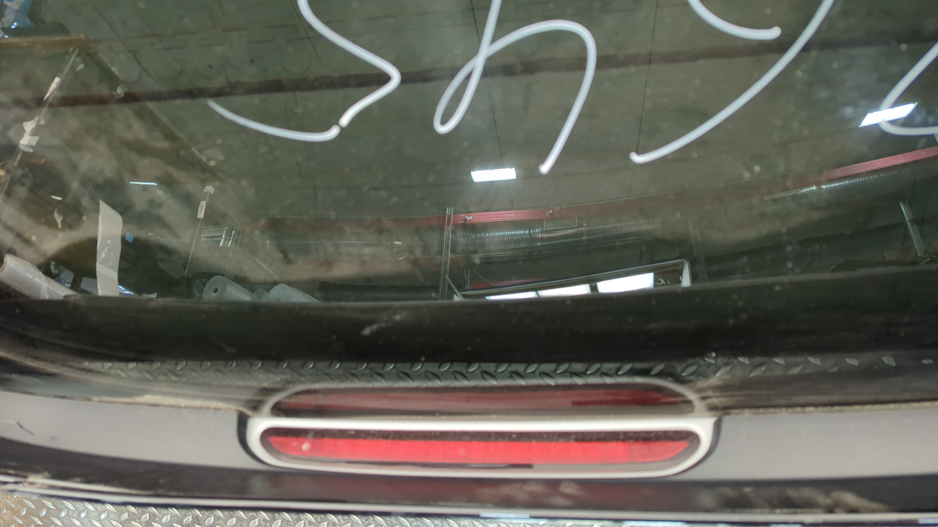 Дверь багажника