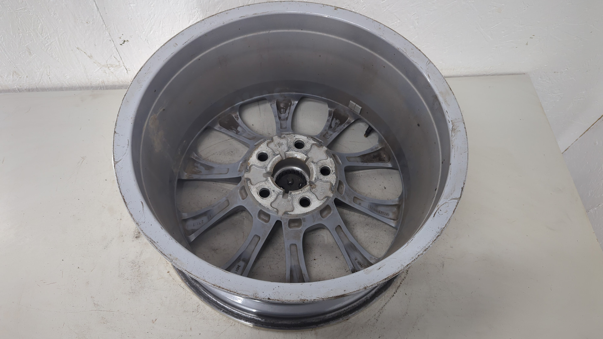 Диск колесный литой легкий сплав