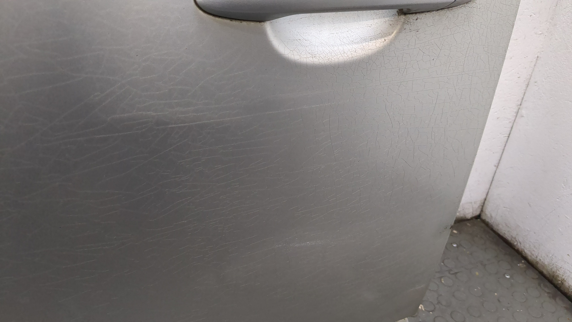 Дверь передняя левая