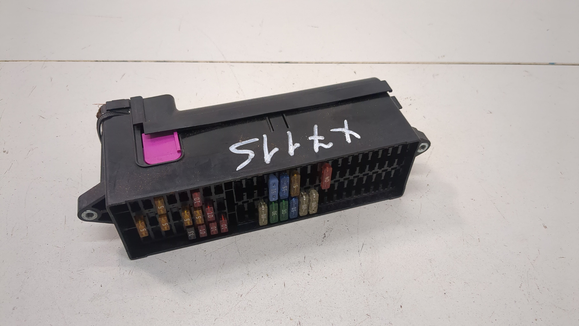 Блок предохранителей