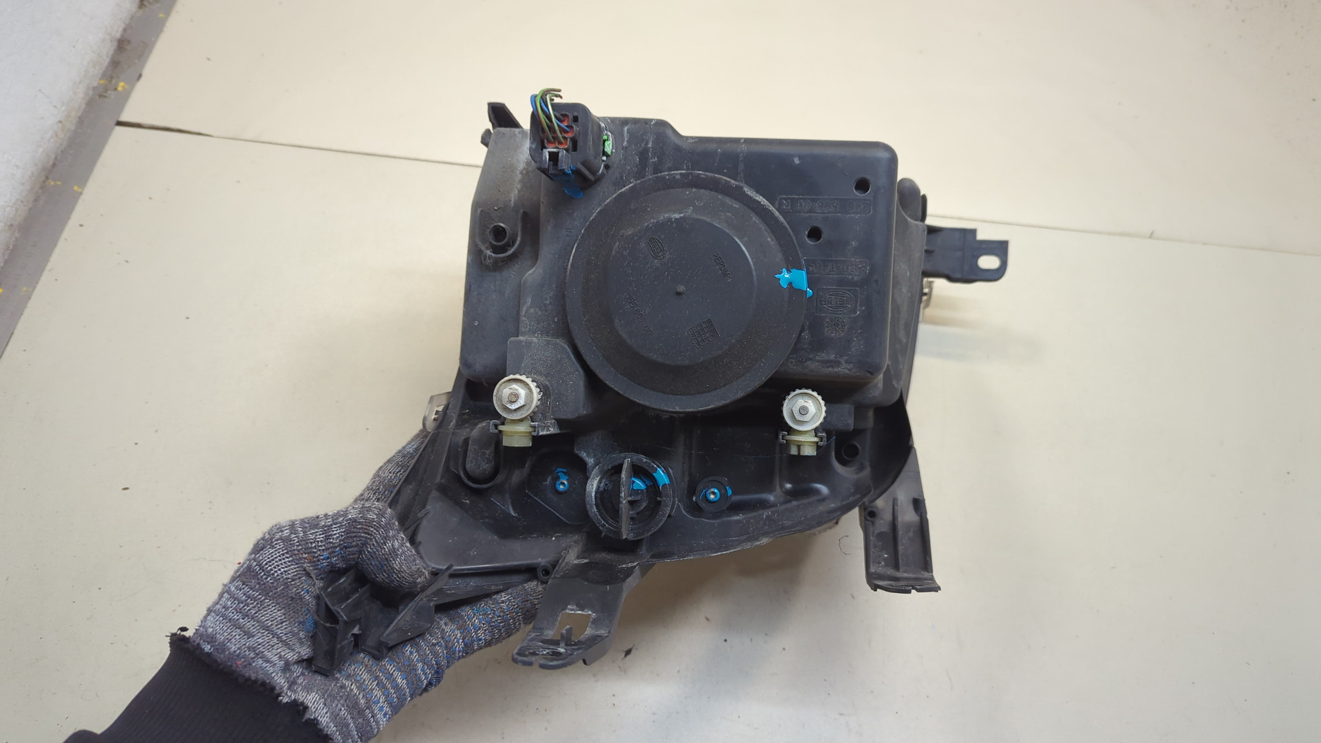 Фара правая