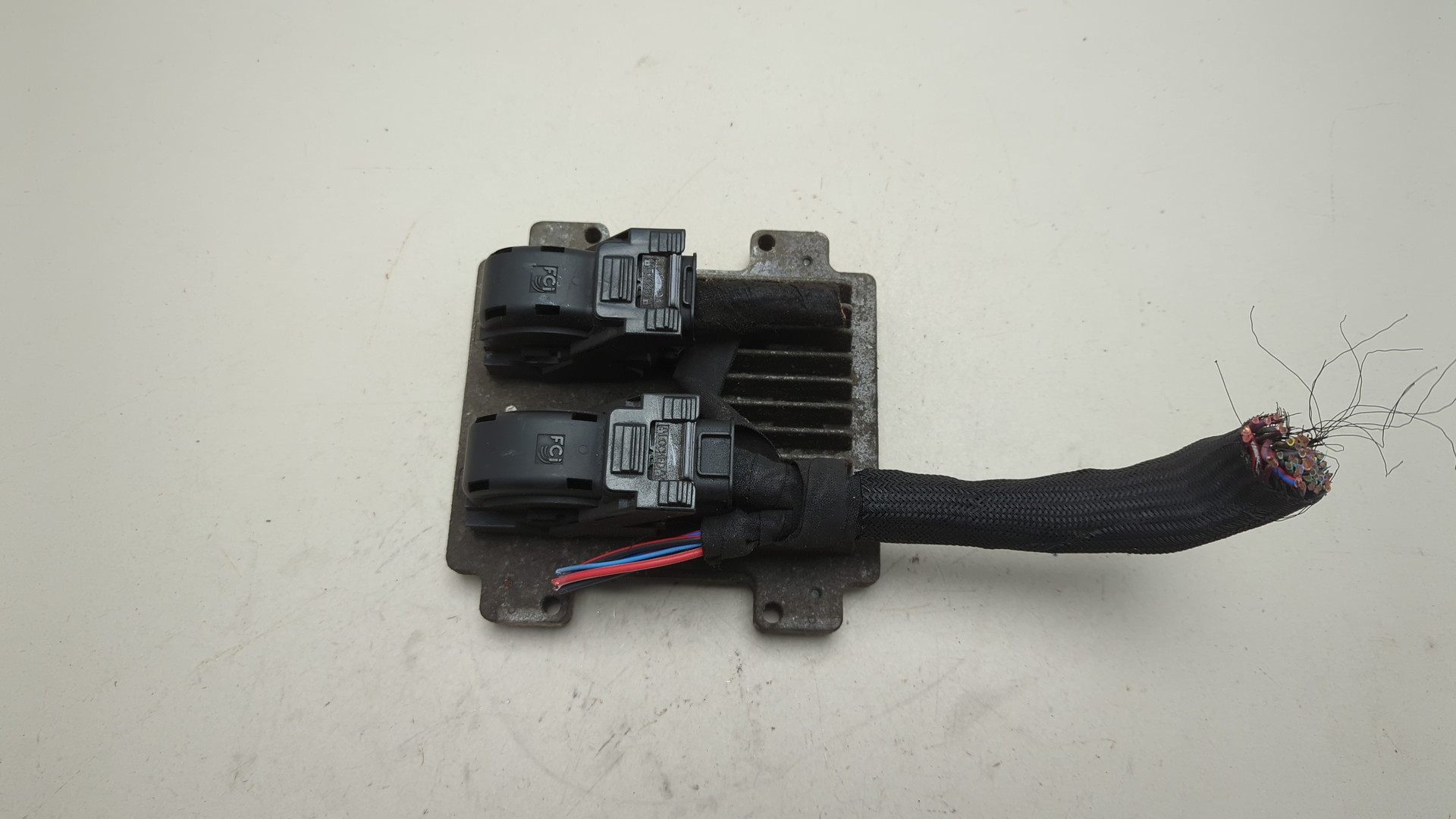 Блок управления двигателем