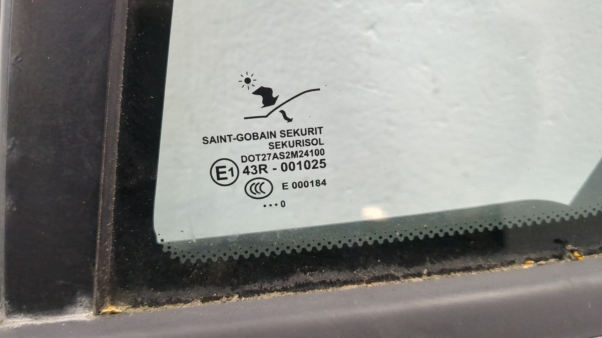 Дверь задняя левая