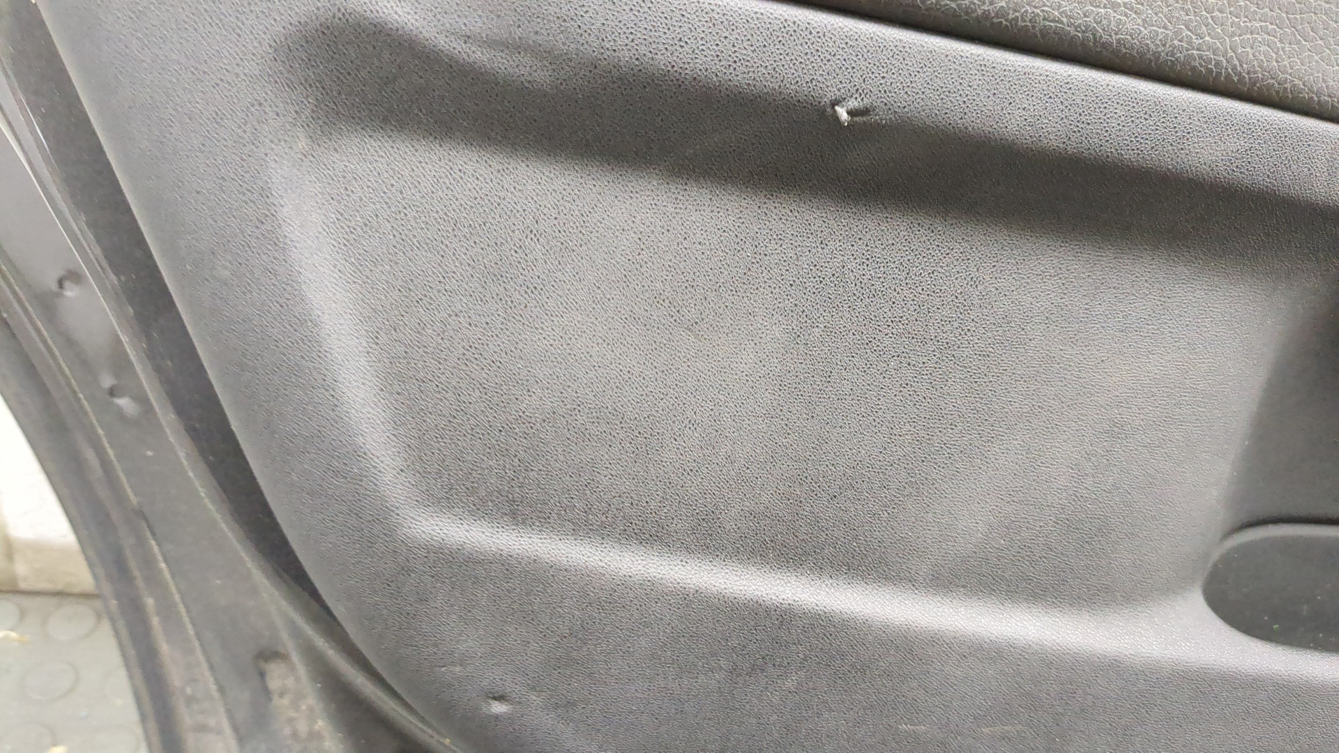 Дверь задняя левая