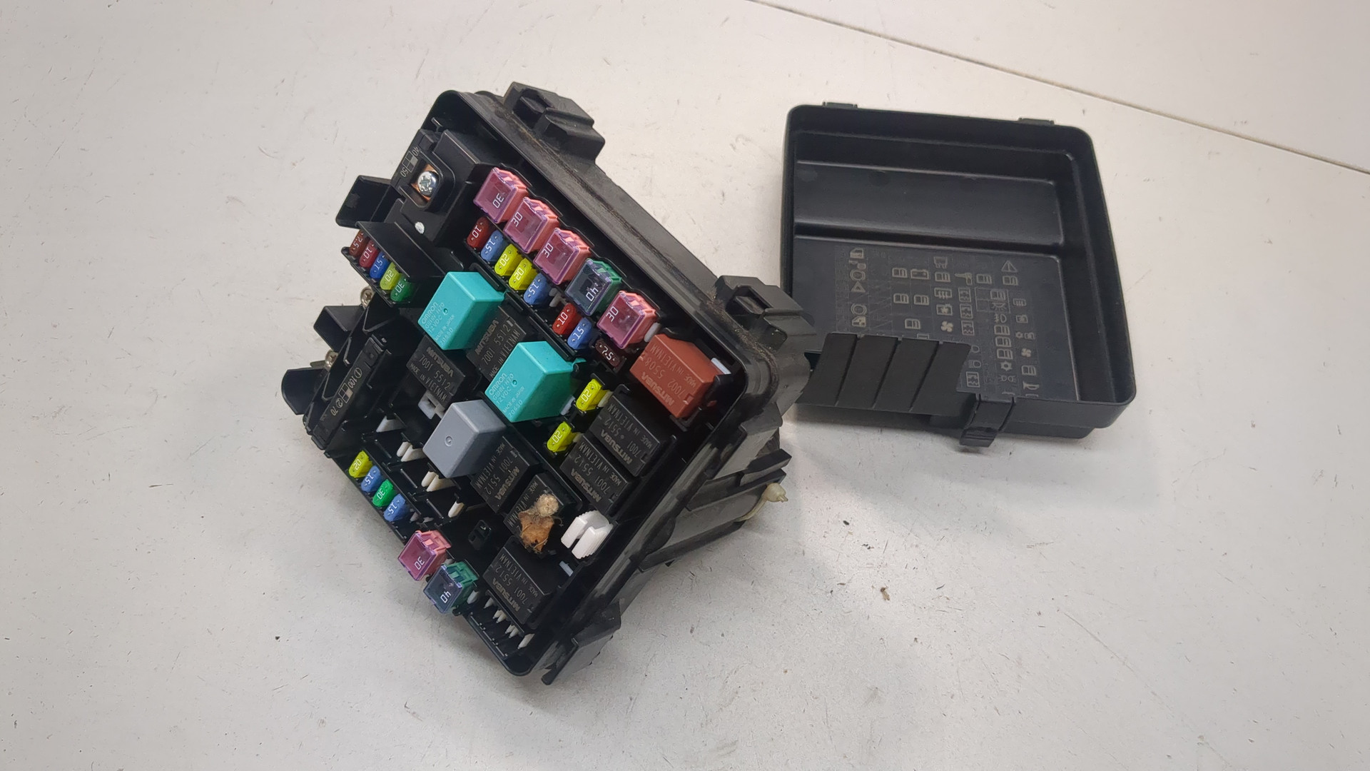 Блок предохранителей