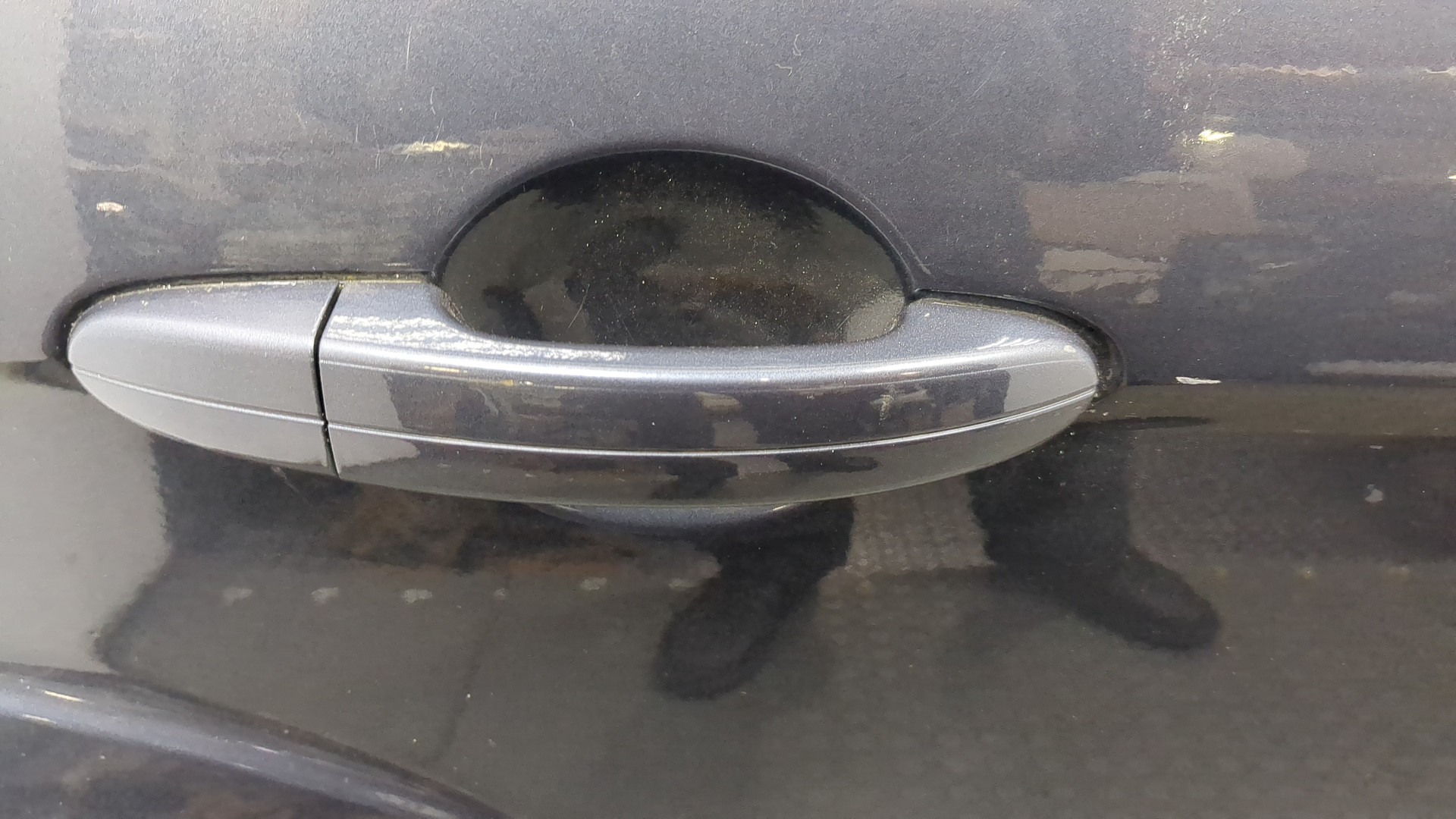 Дверь задняя правая