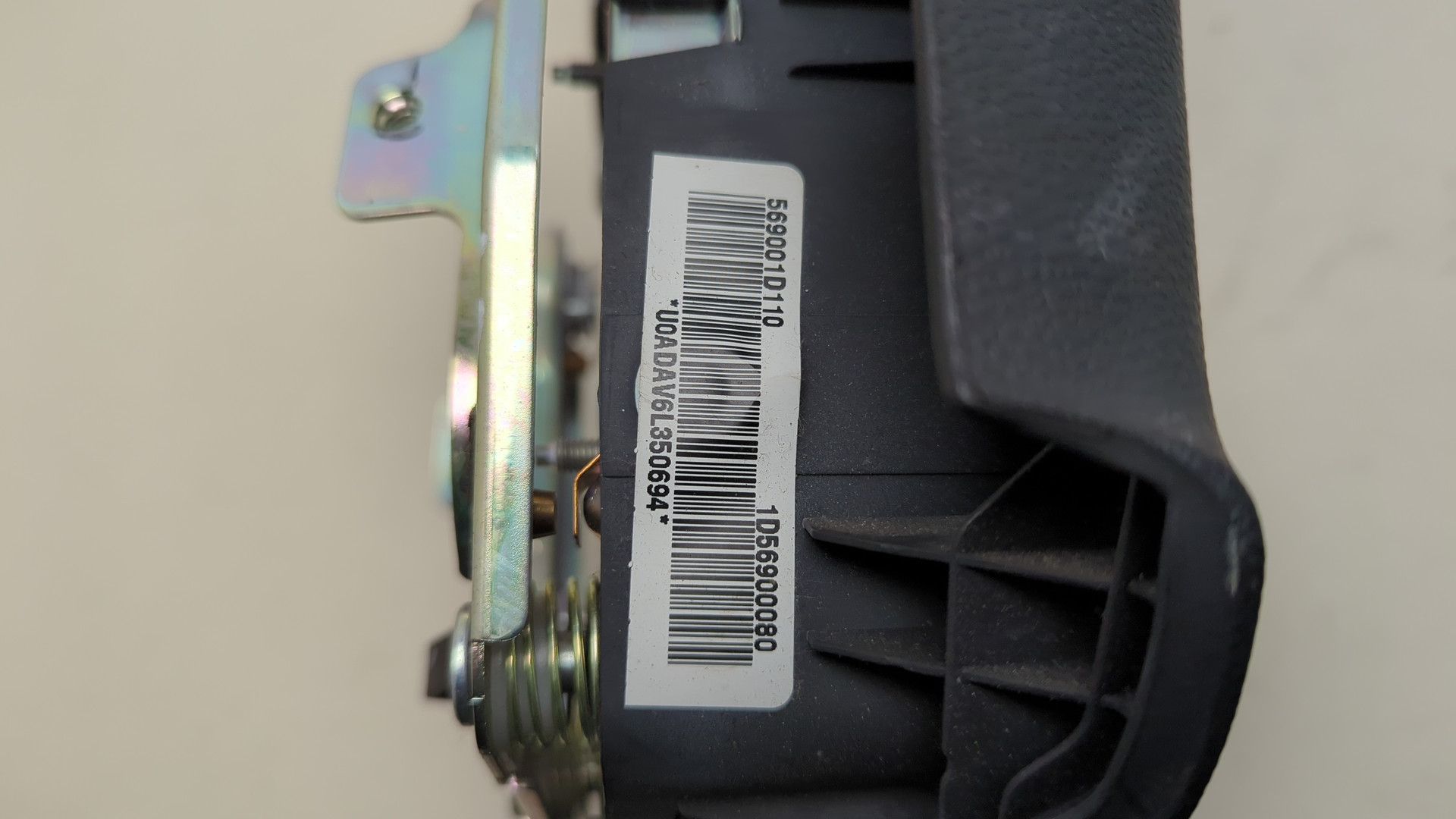 Подушка безопасности в рулевое колесо