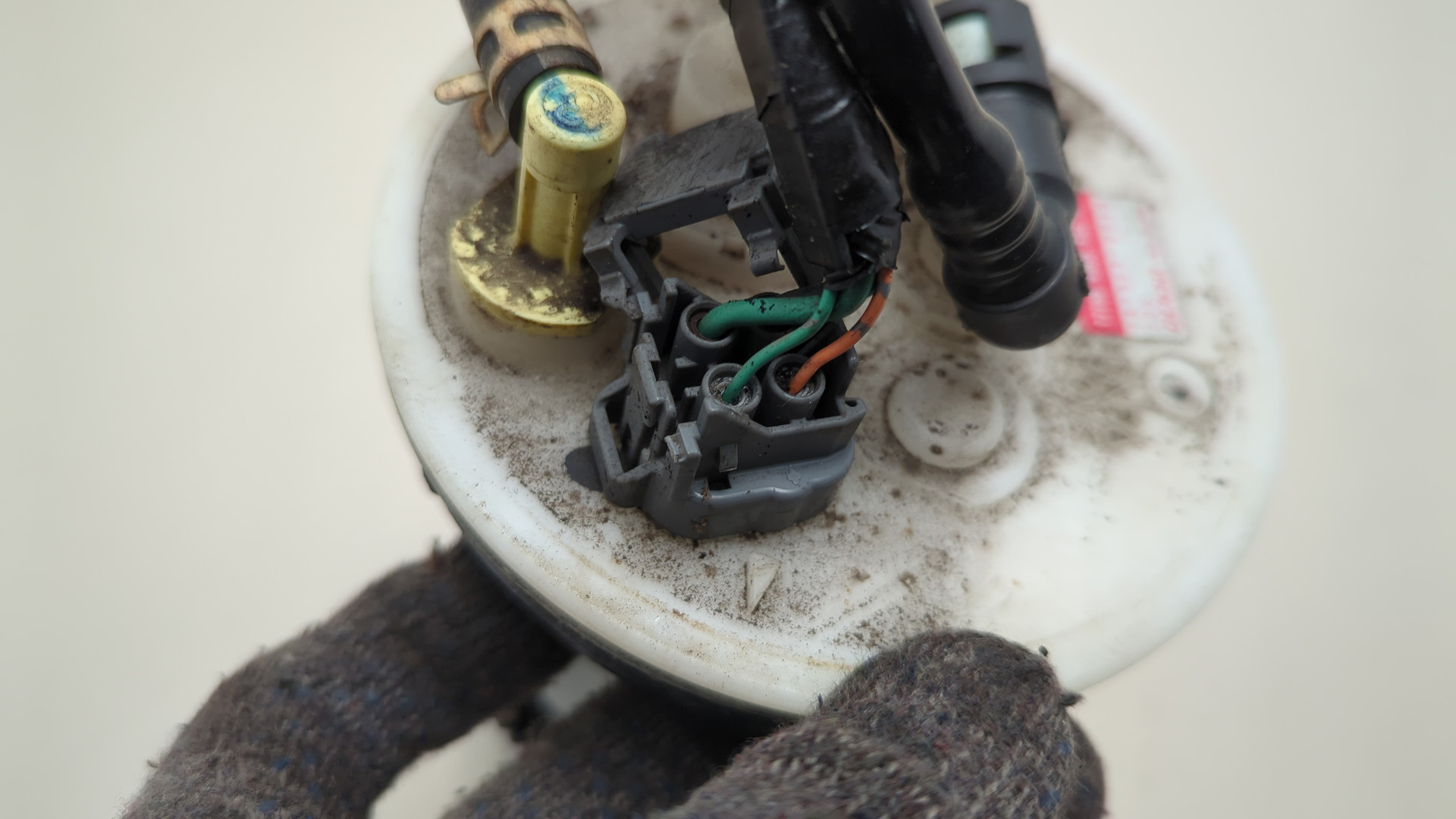 Насос топливный электрический