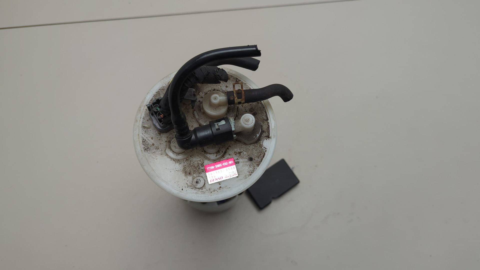 Насос топливный электрический