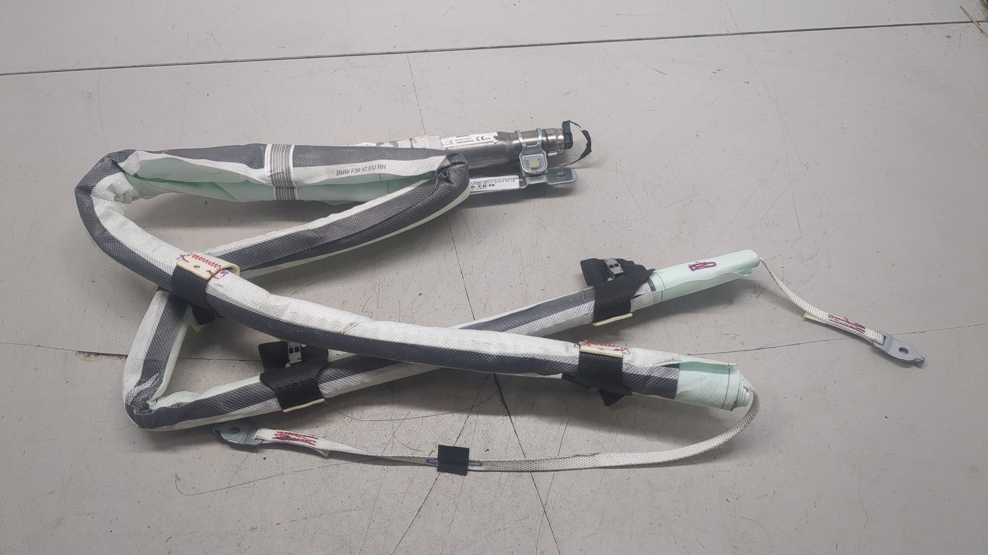 Подушка безопасности боковая (шторка)