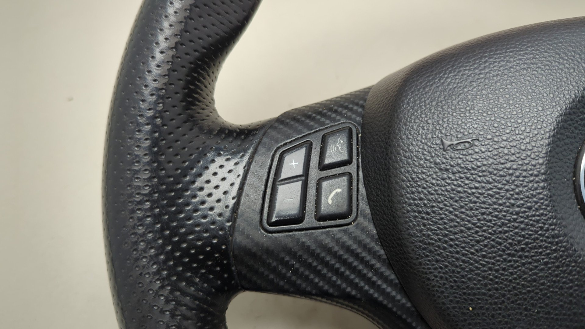 Рулевое колесо (руль)