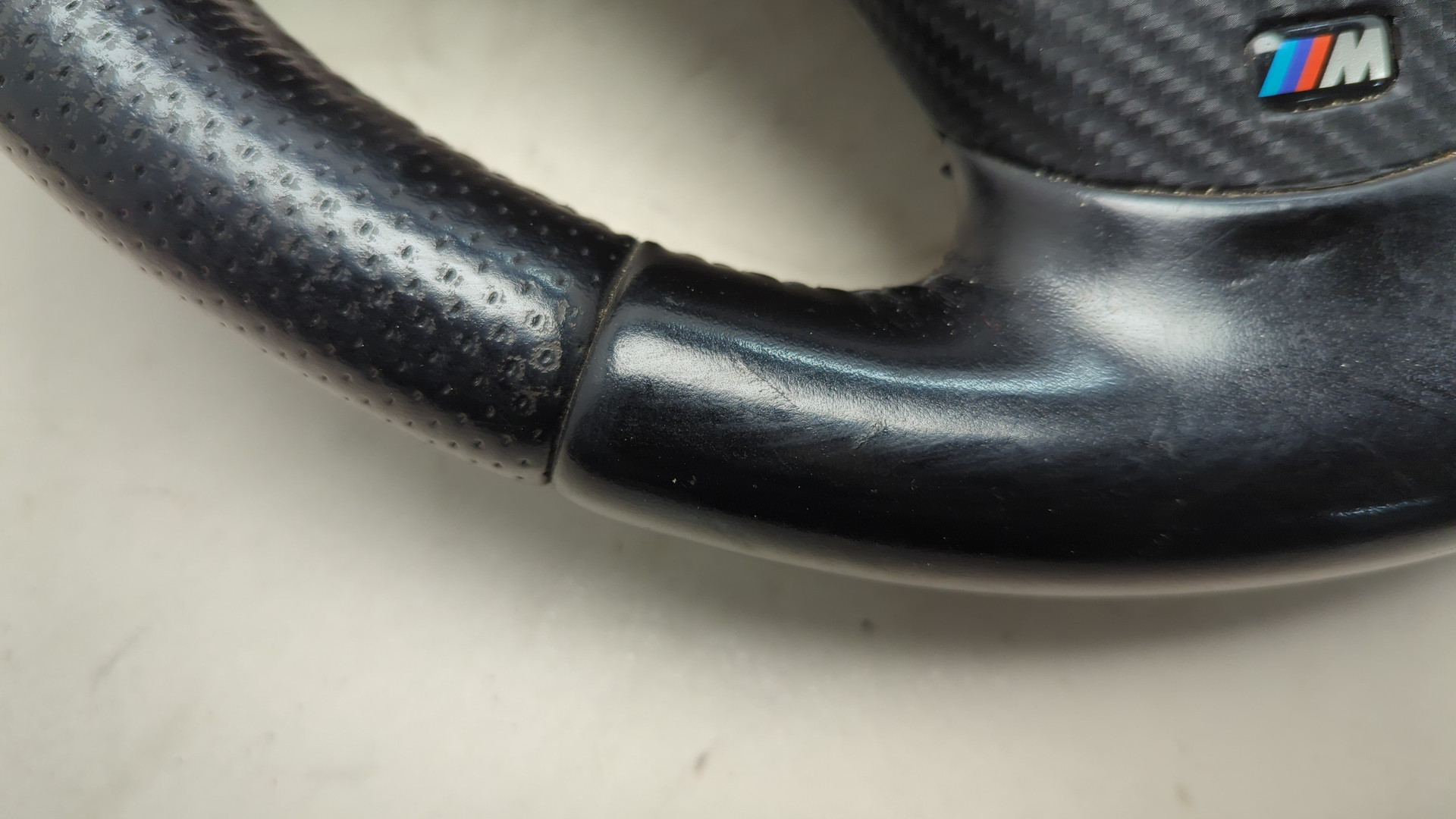 Рулевое колесо (руль)