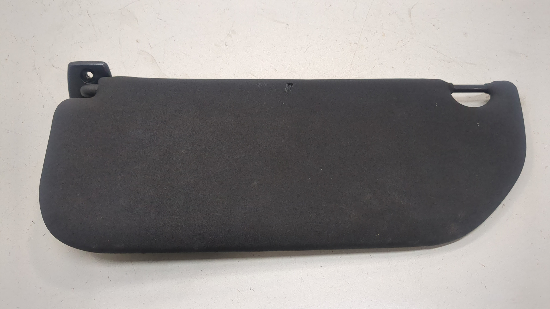 Козырек солнцезащитный