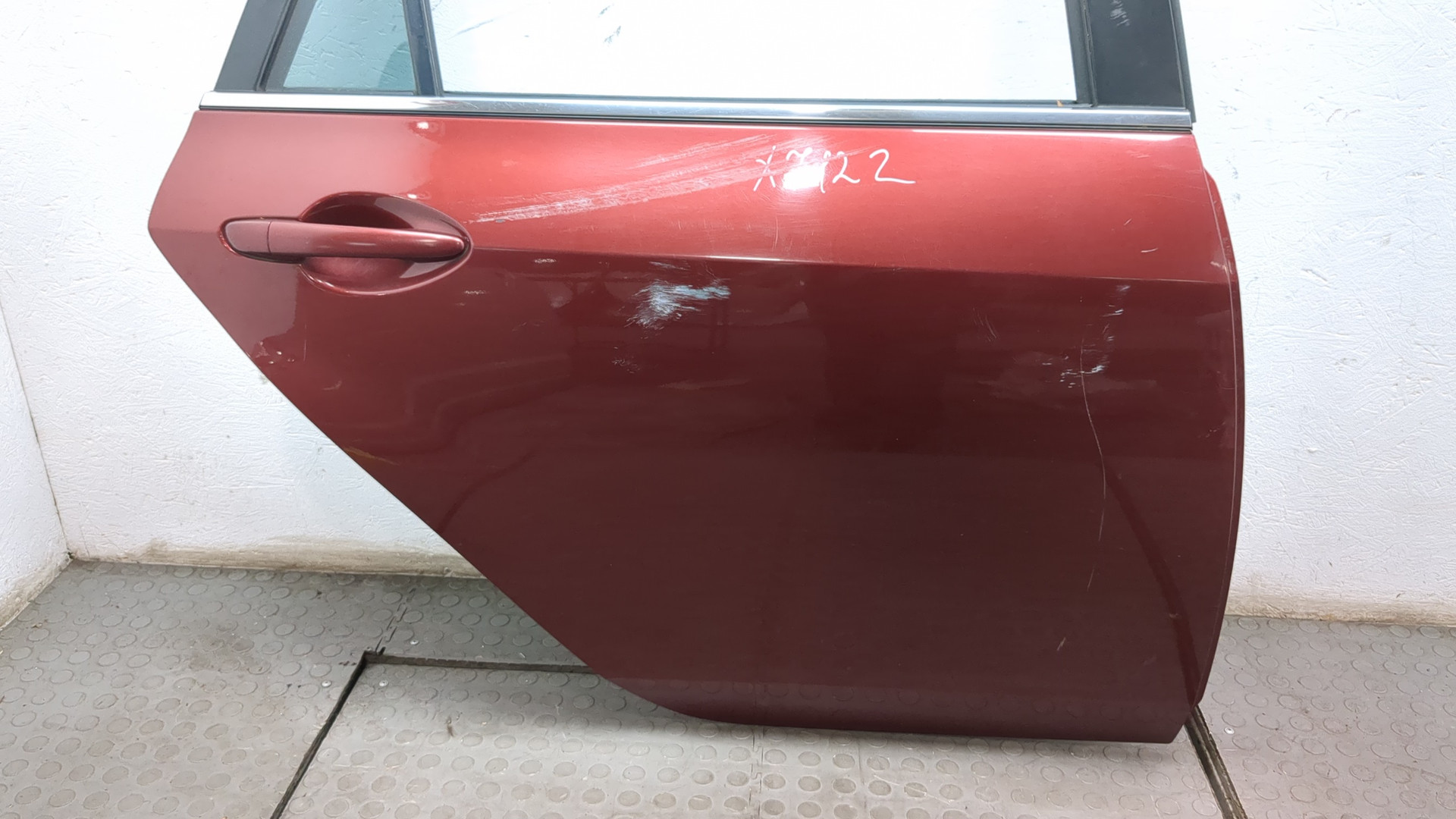 Дверь задняя правая