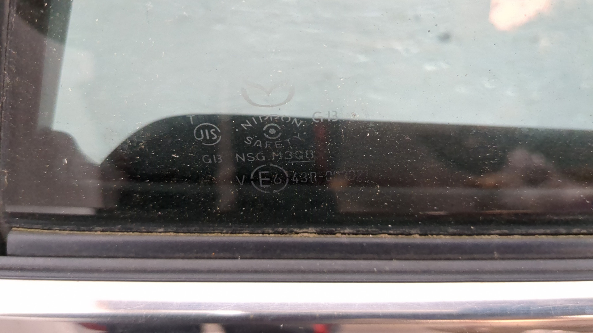 Дверь задняя правая