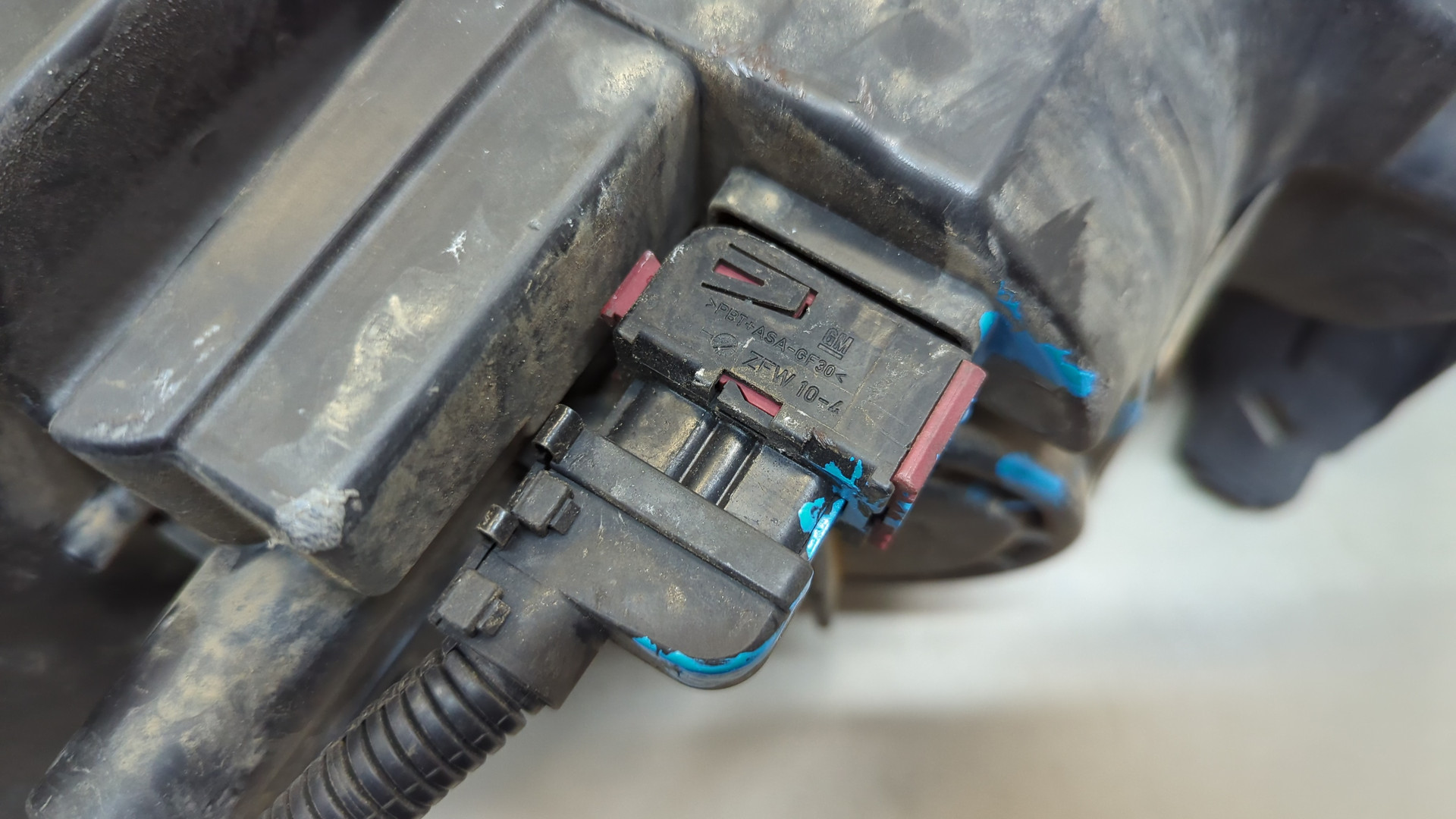 Фара правая