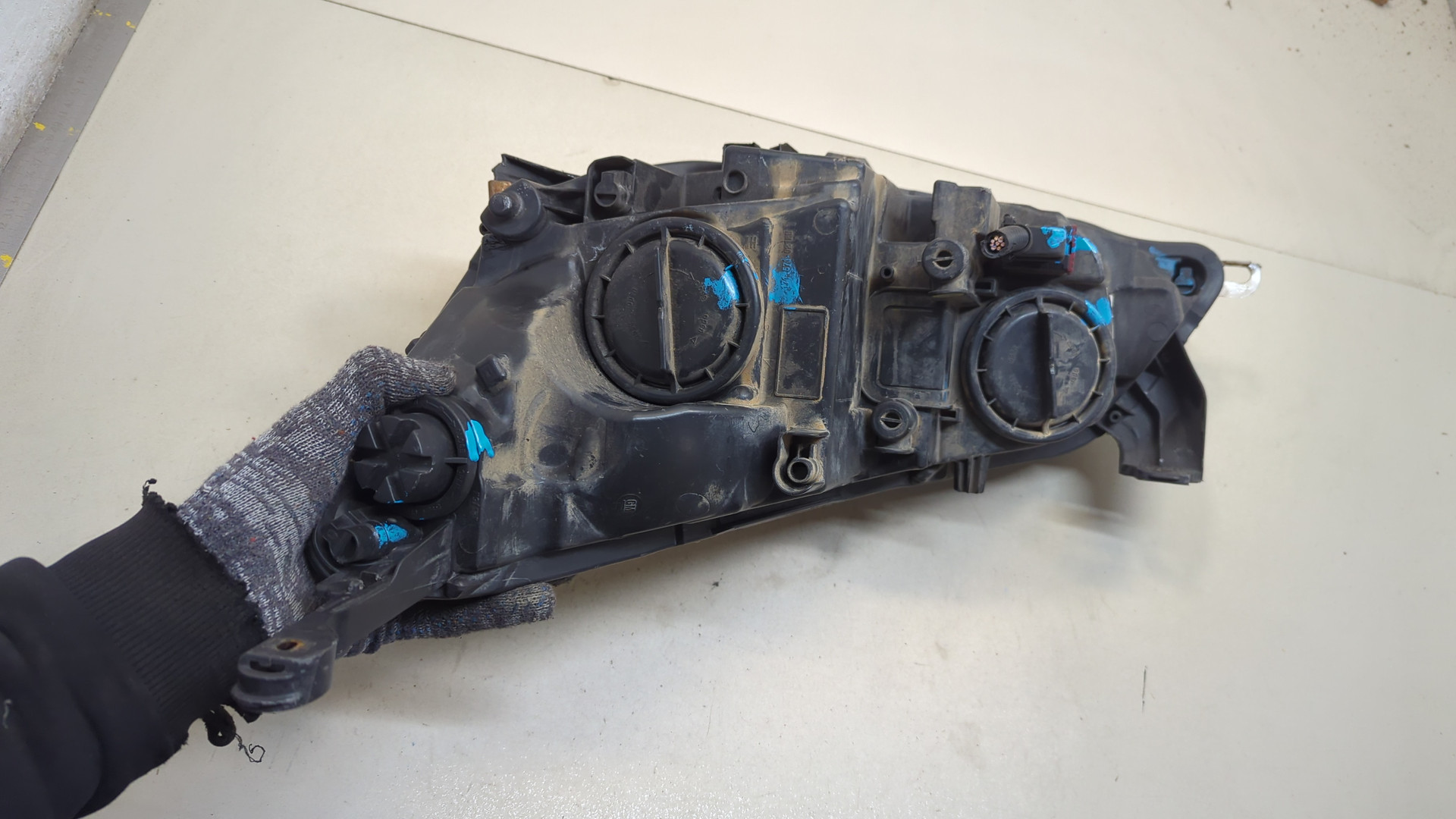 Фара правая