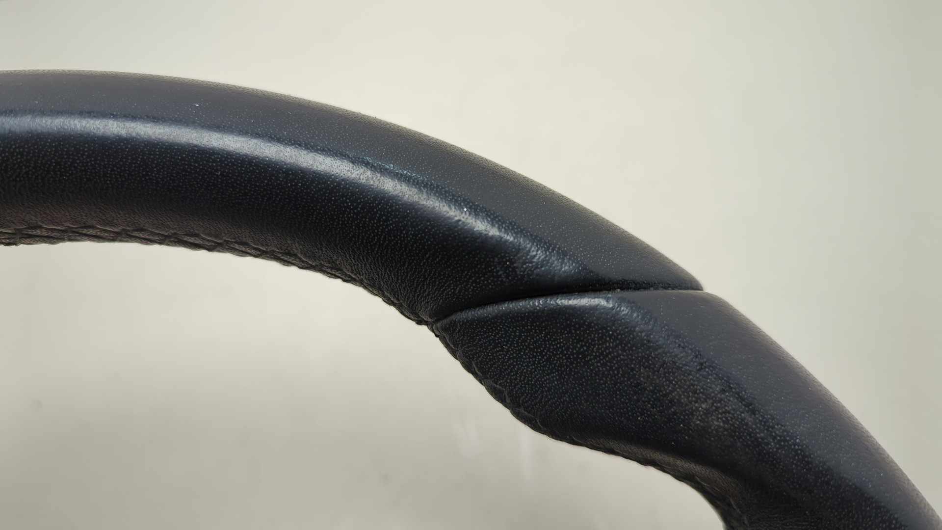 Рулевое колесо (руль)