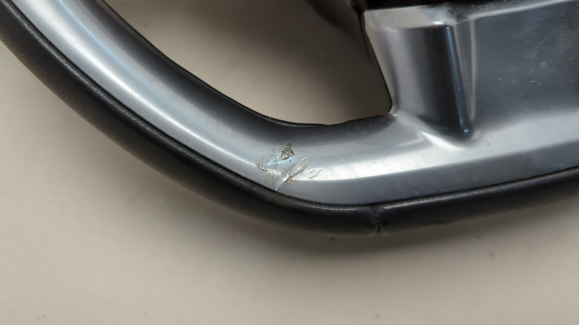 Рулевое колесо (руль)