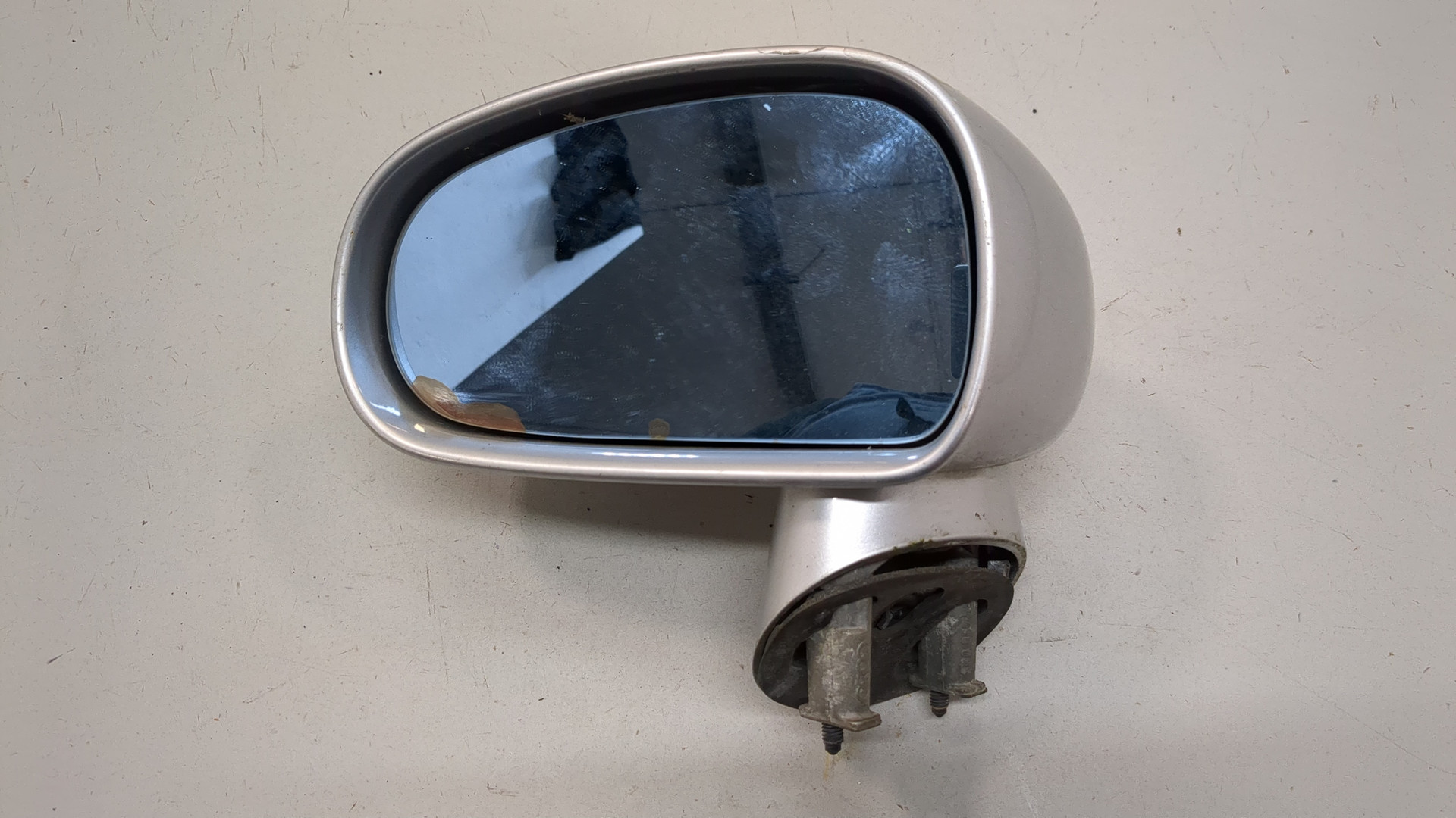 Зеркало левое электрическое