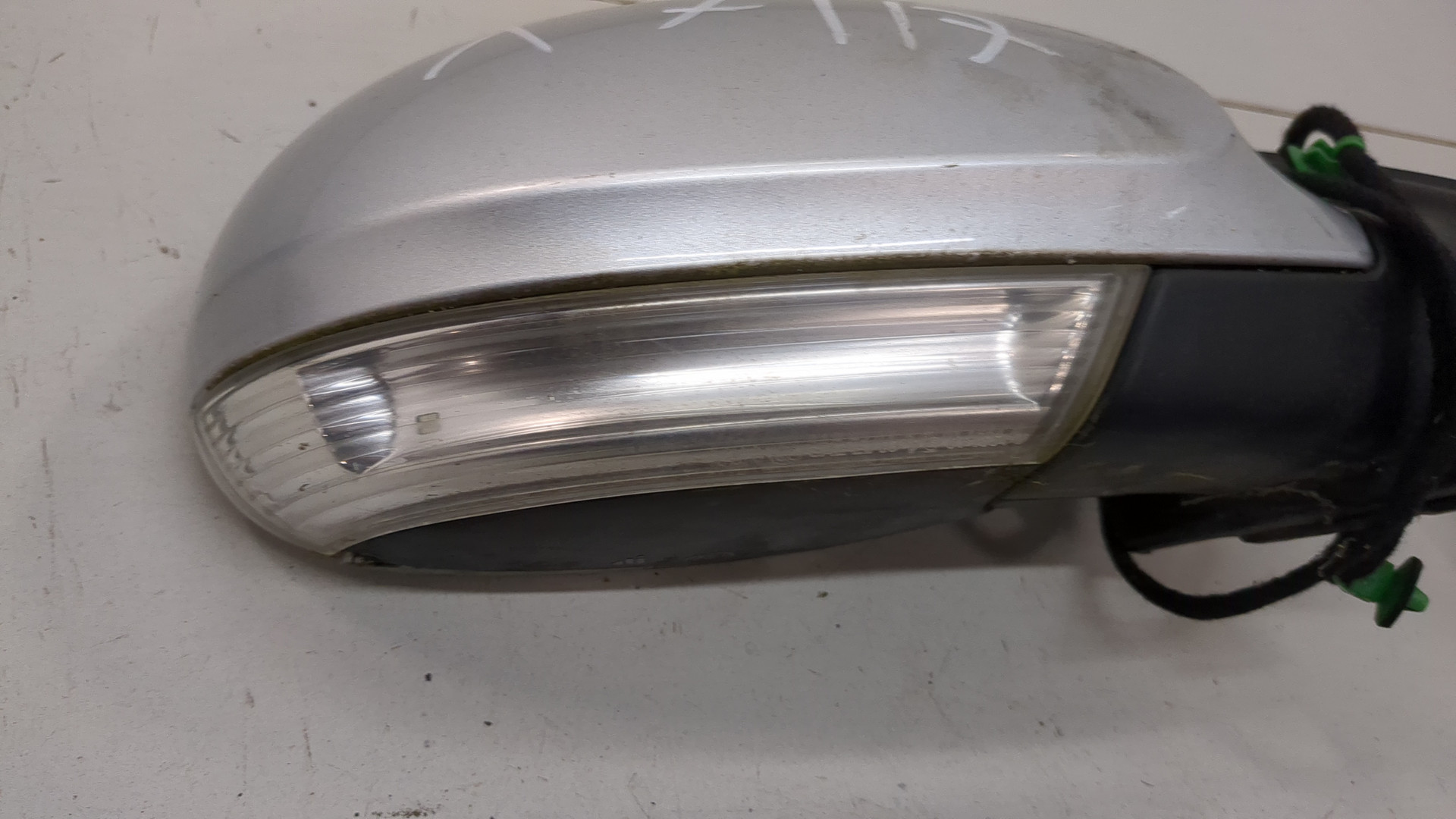 Зеркало правое электрическое