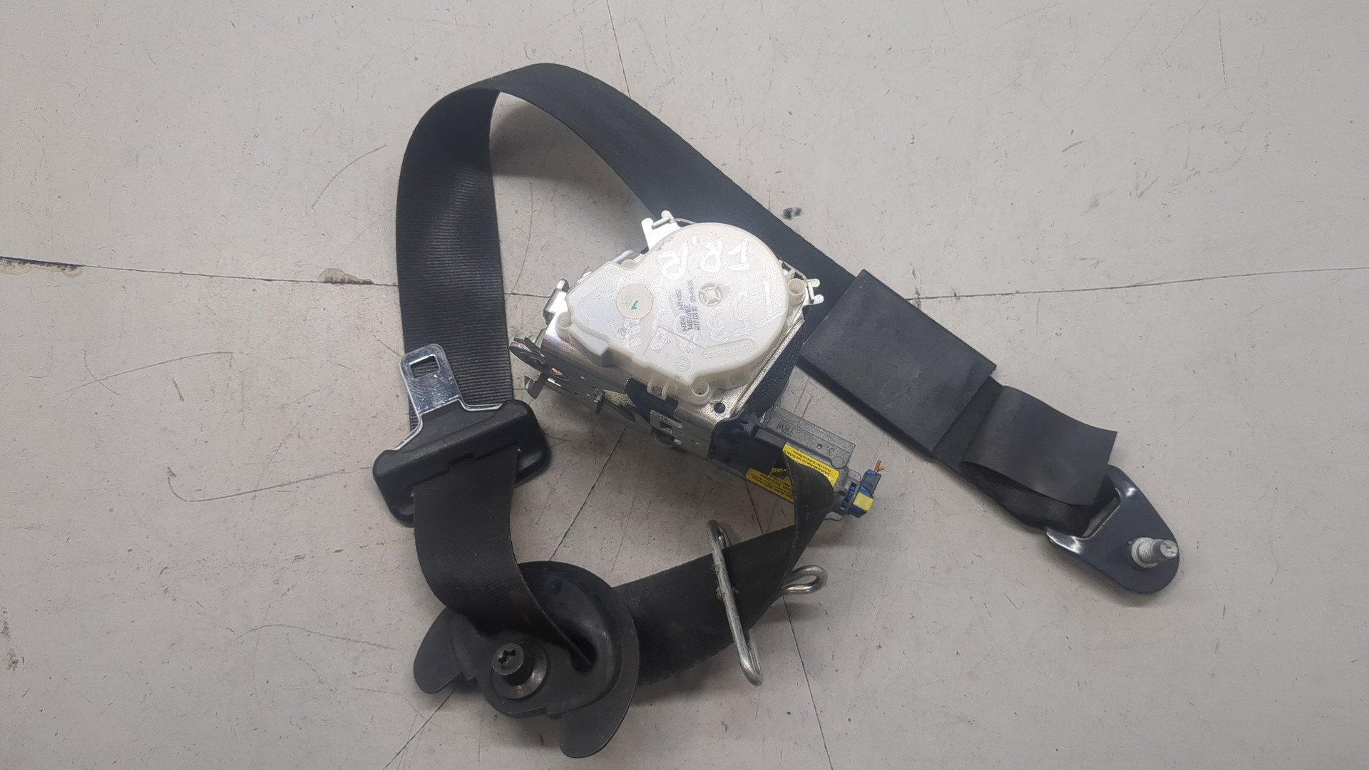 Ремень безопасности