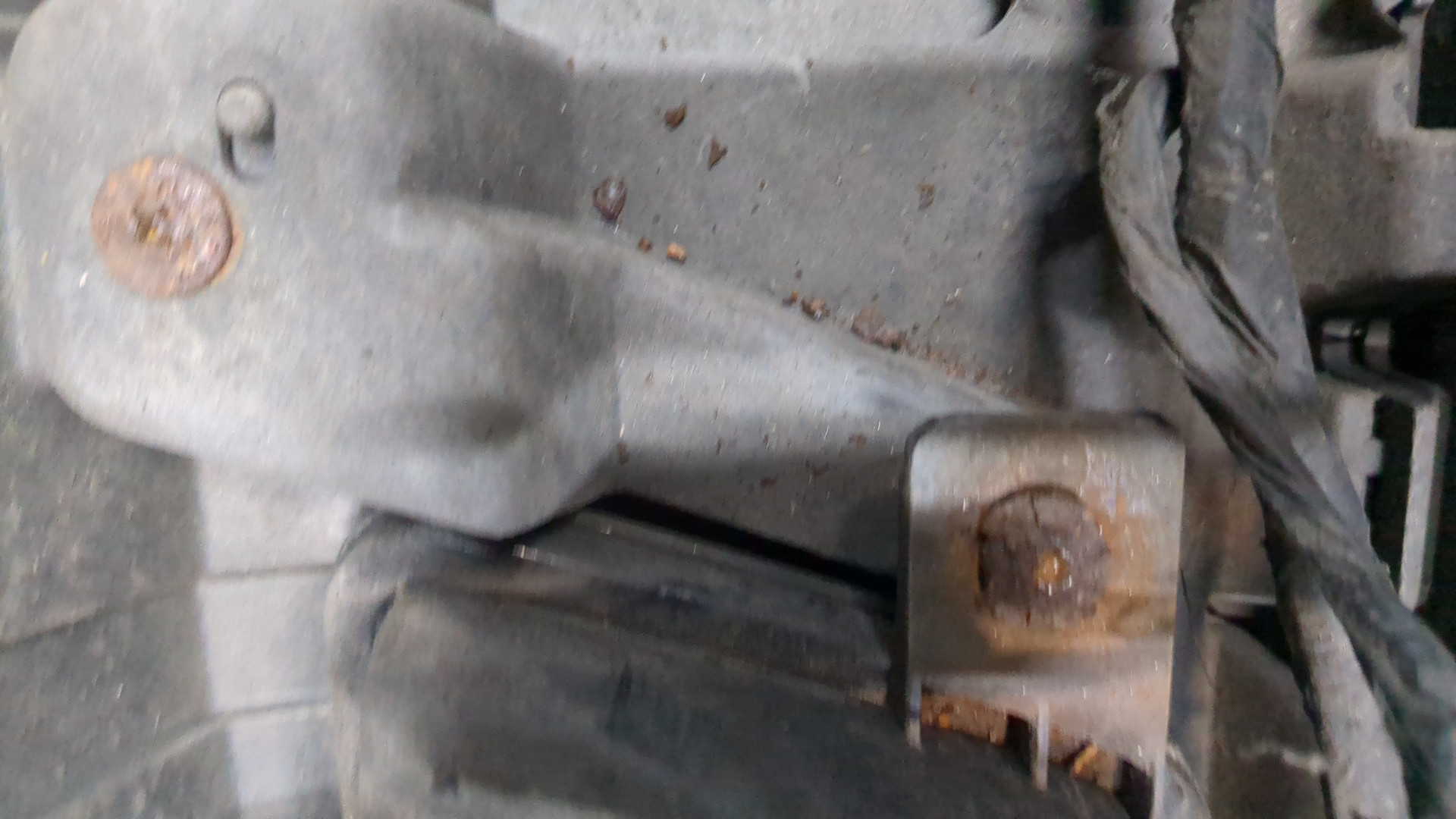 Бампер задний