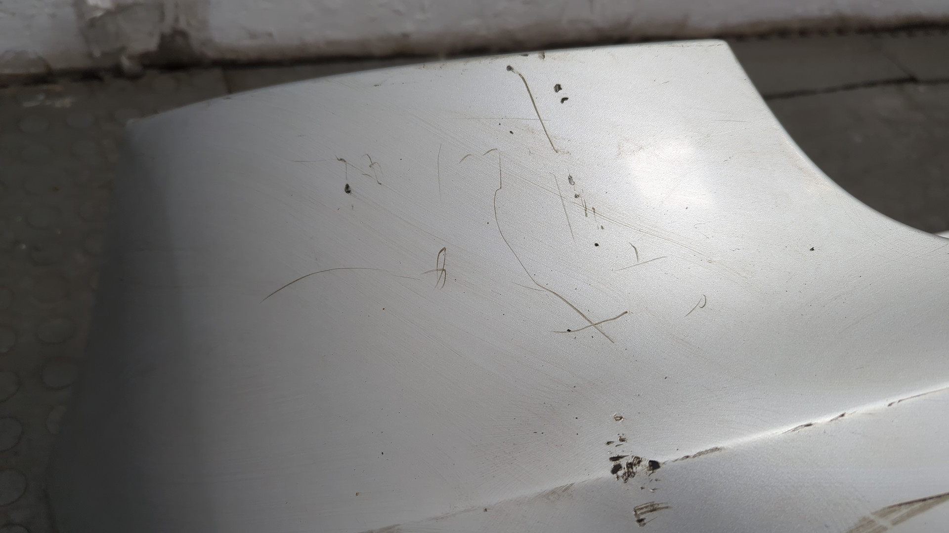 Бампер задний