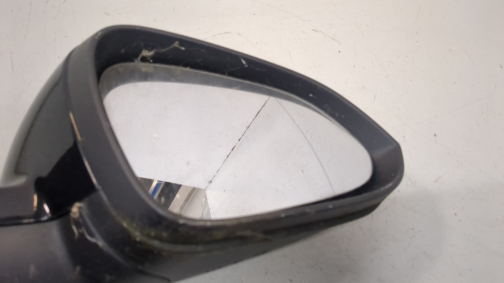 Зеркало правое электрическое