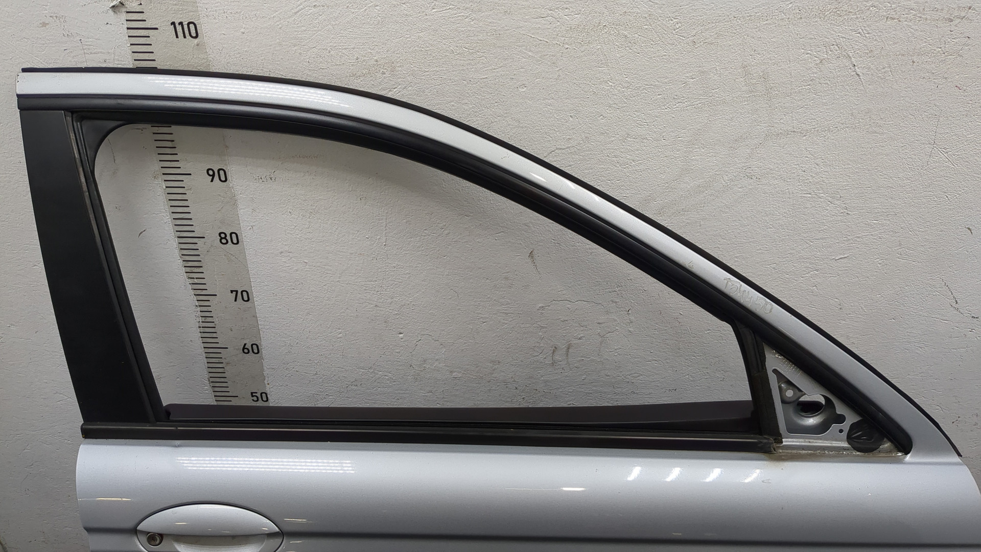 Дверь передняя правая