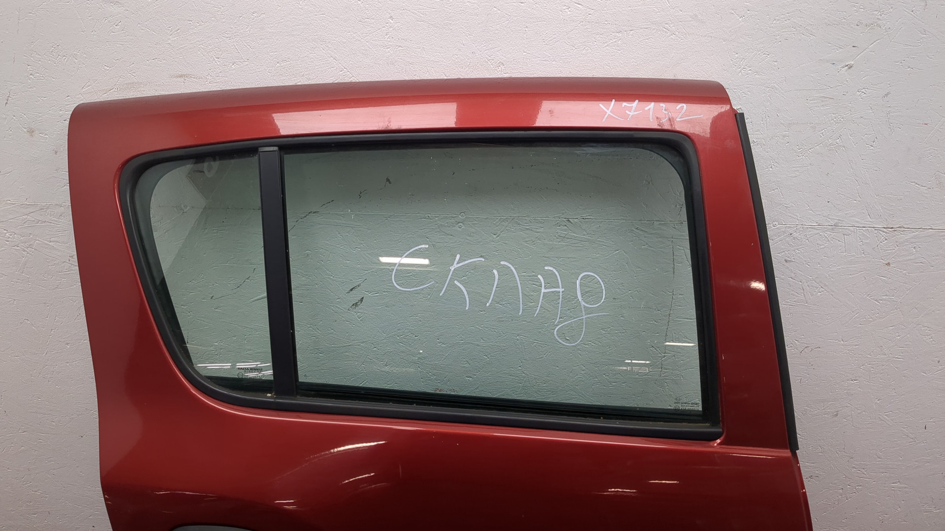 Дверь задняя правая