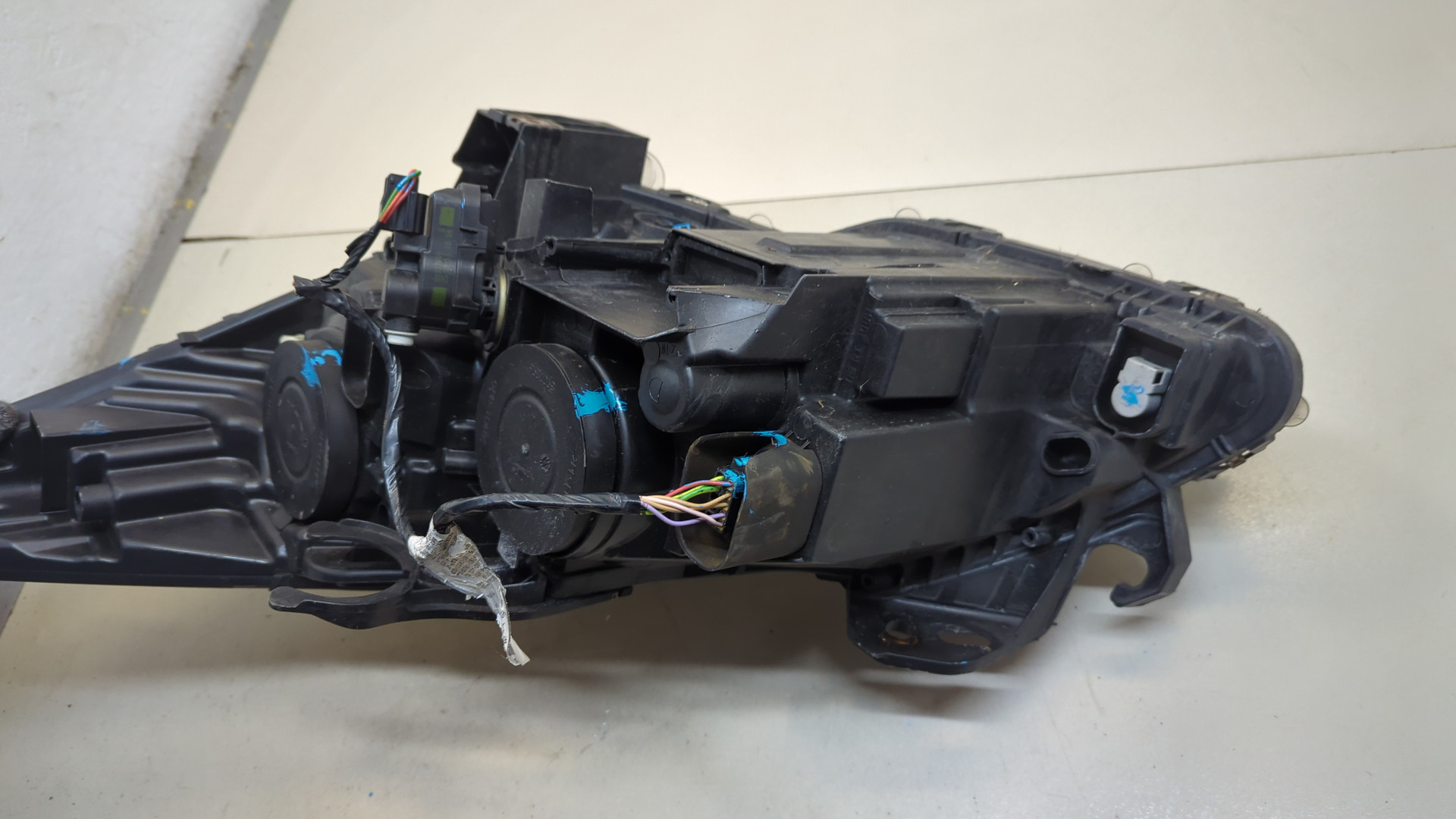 Фара правая