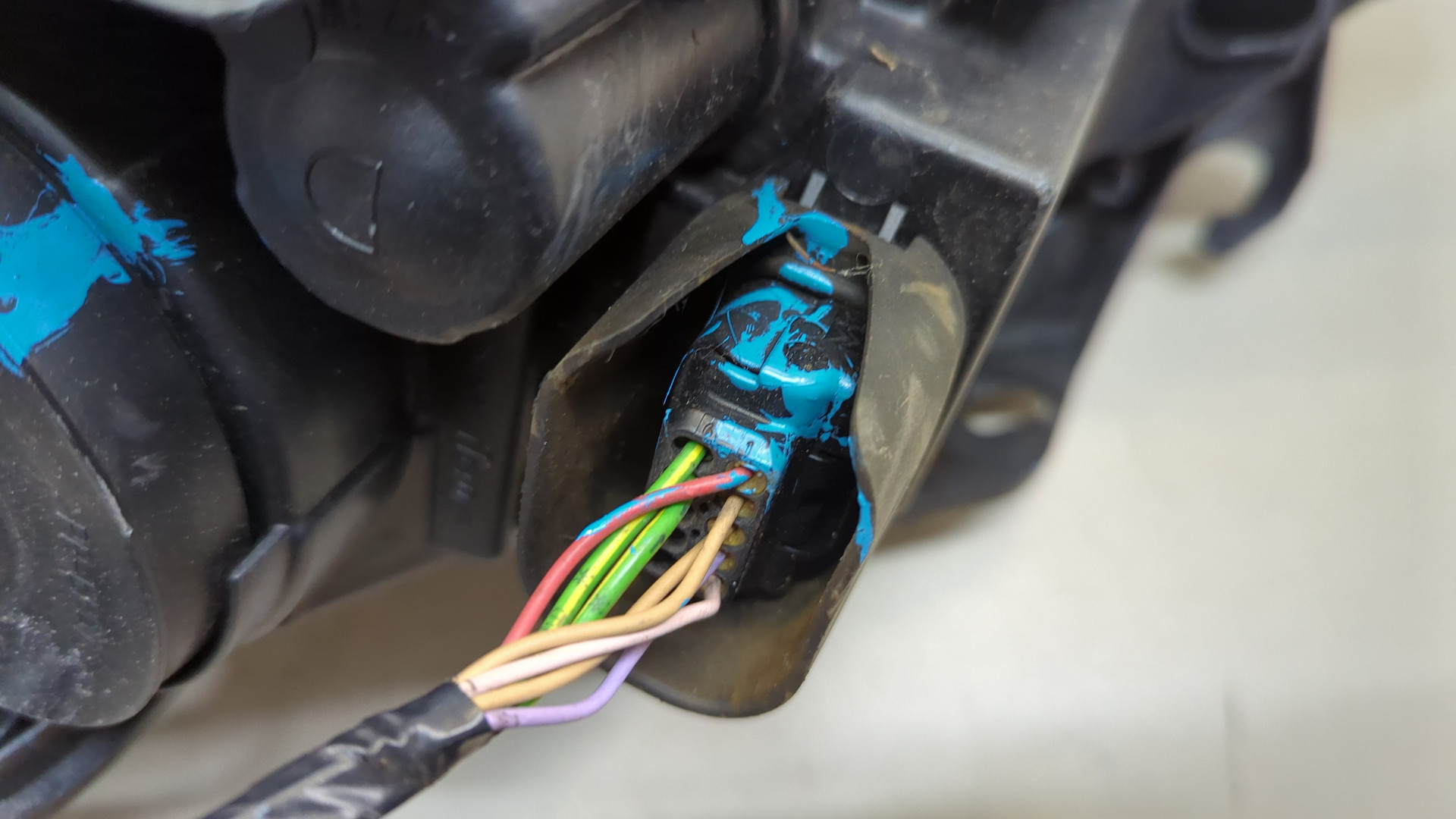 Фара правая