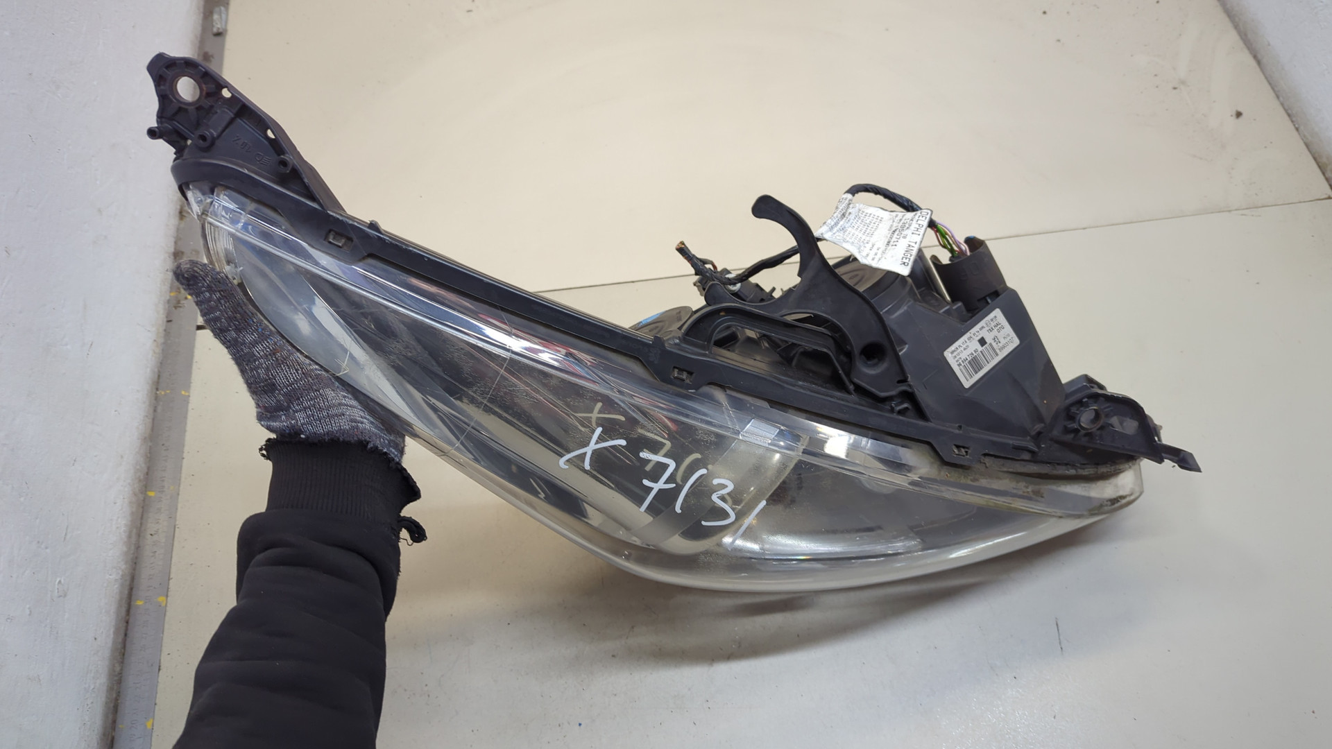 Фара правая