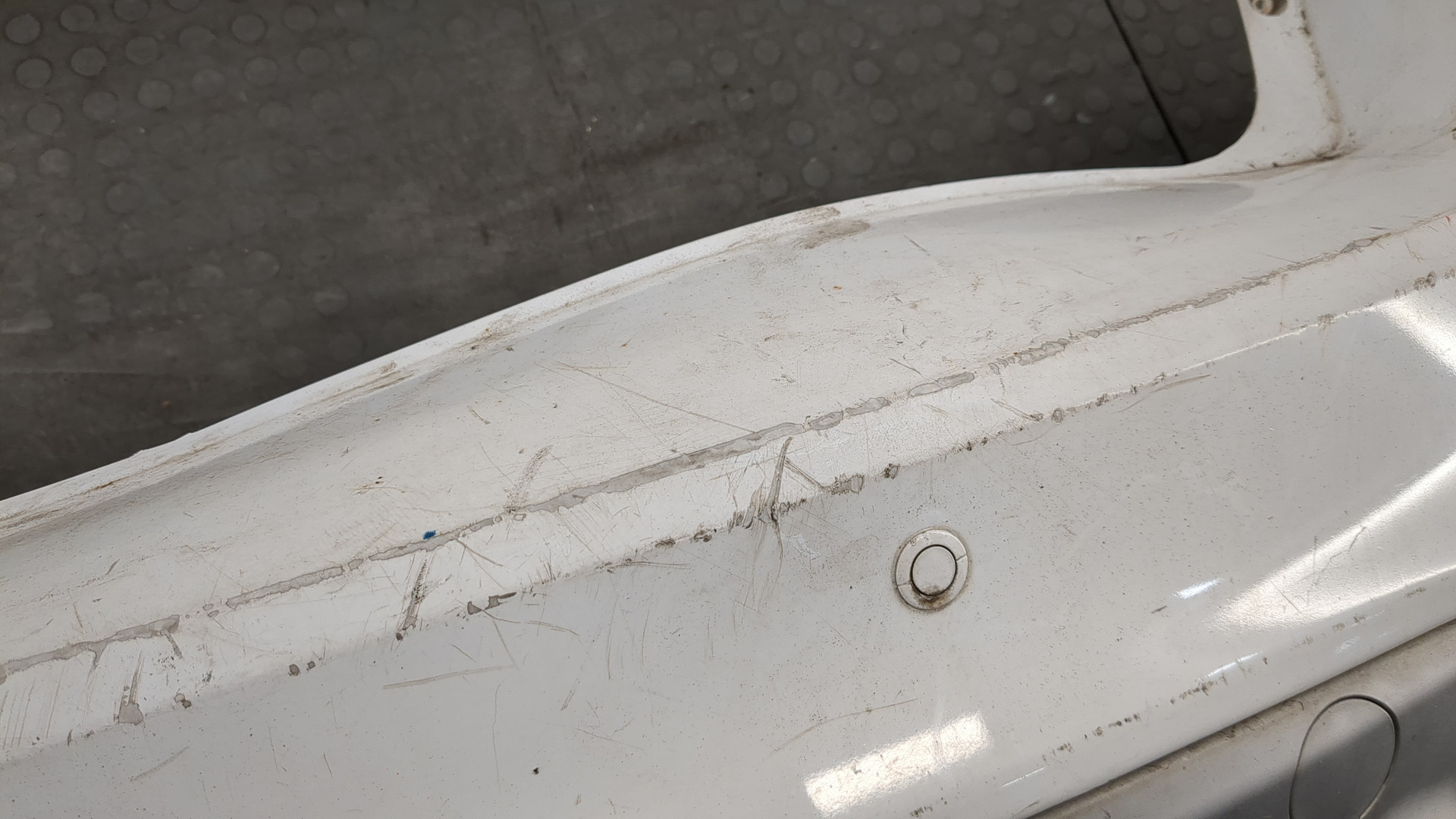 Бампер задний