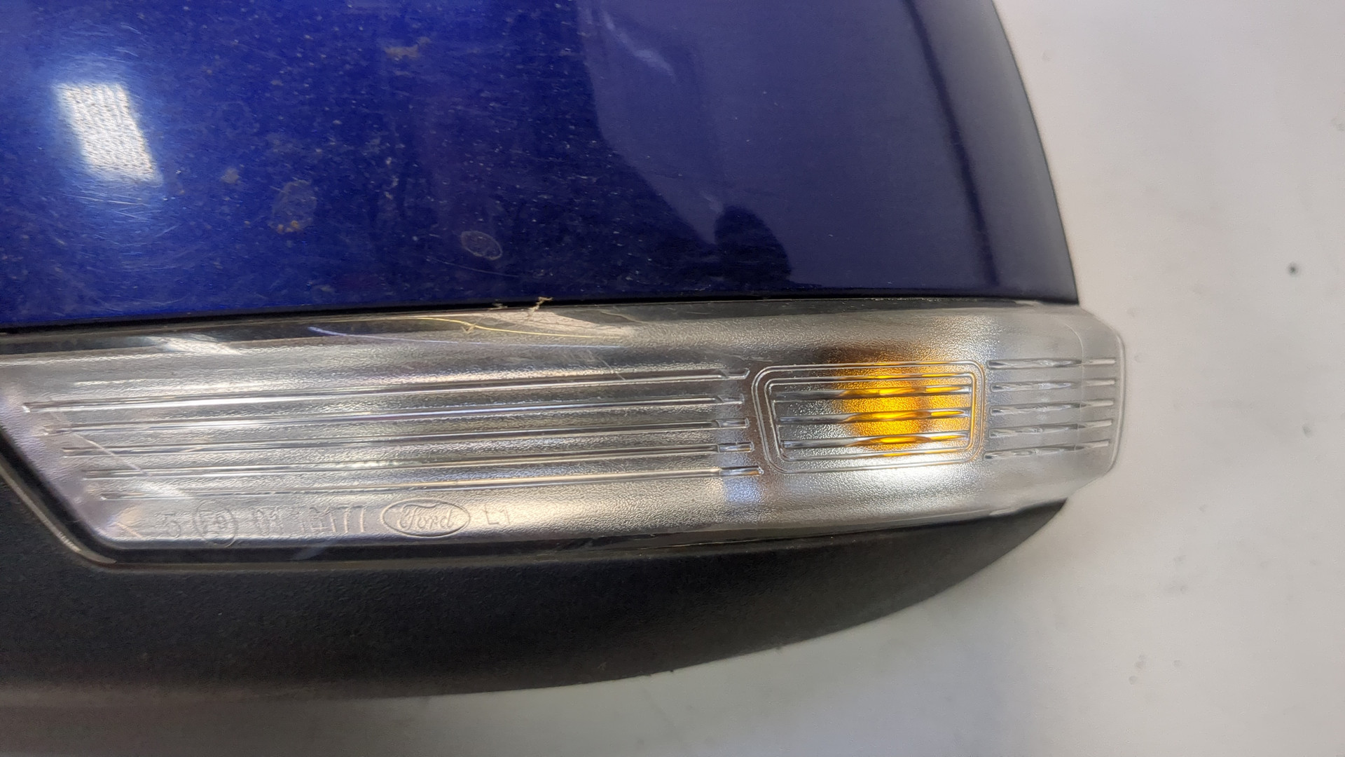 Зеркало левое электрическое